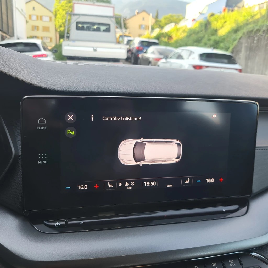 SKODA Octavia Combi 1.5 TSI mHEV DSG Ambition ** Gr-Navi ** PDC V+H ** Sitzheizung ** Tempomat ** ACC ** Modell 2021 **-image-7