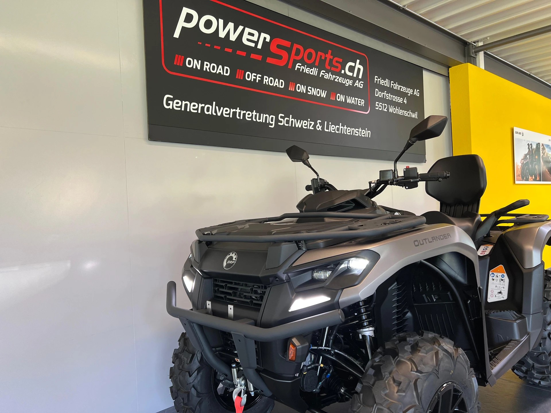CAN-AM 700 Max XT ABS T-image-6