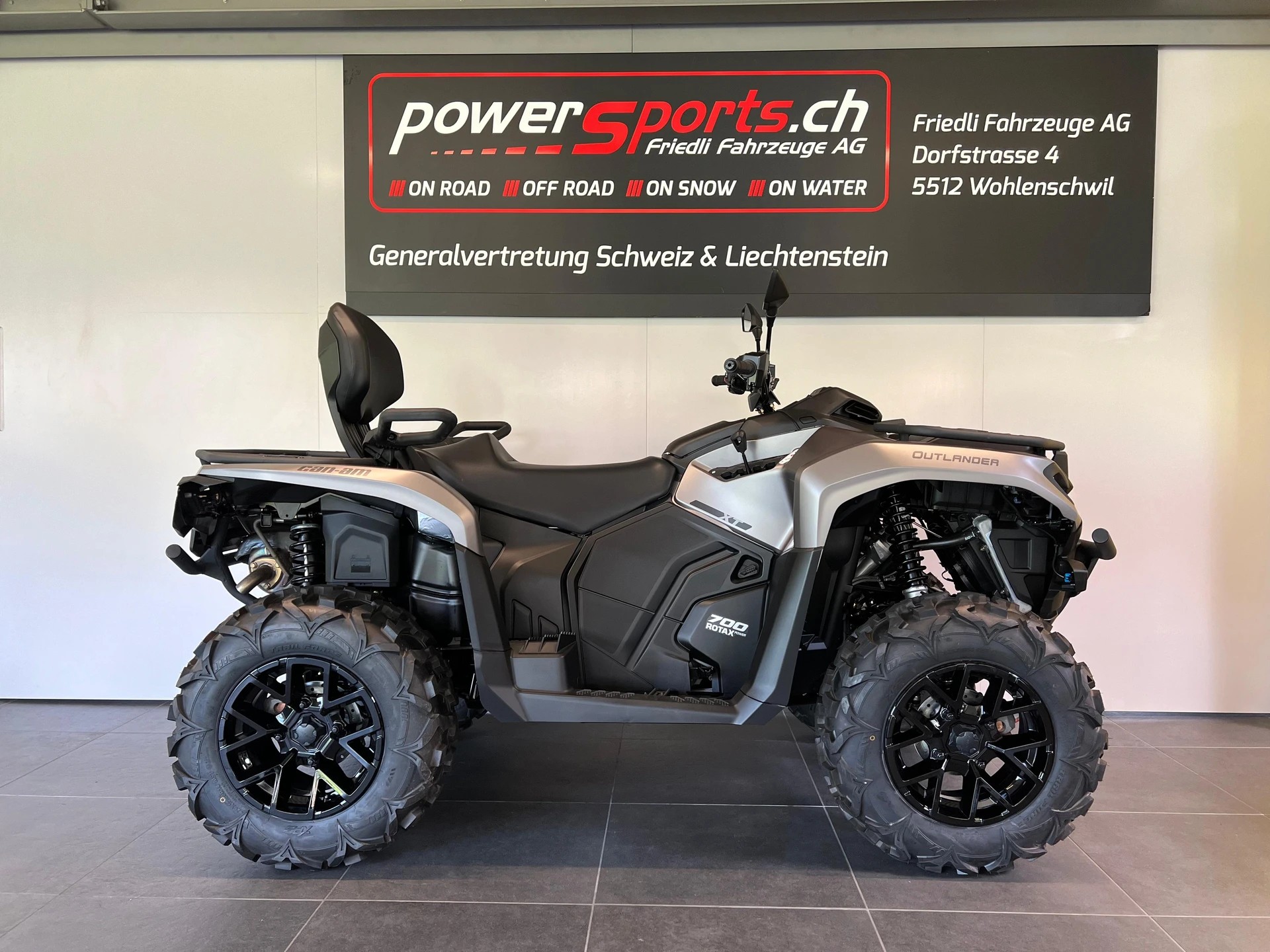 CAN-AM 700 Max XT ABS T-image-2