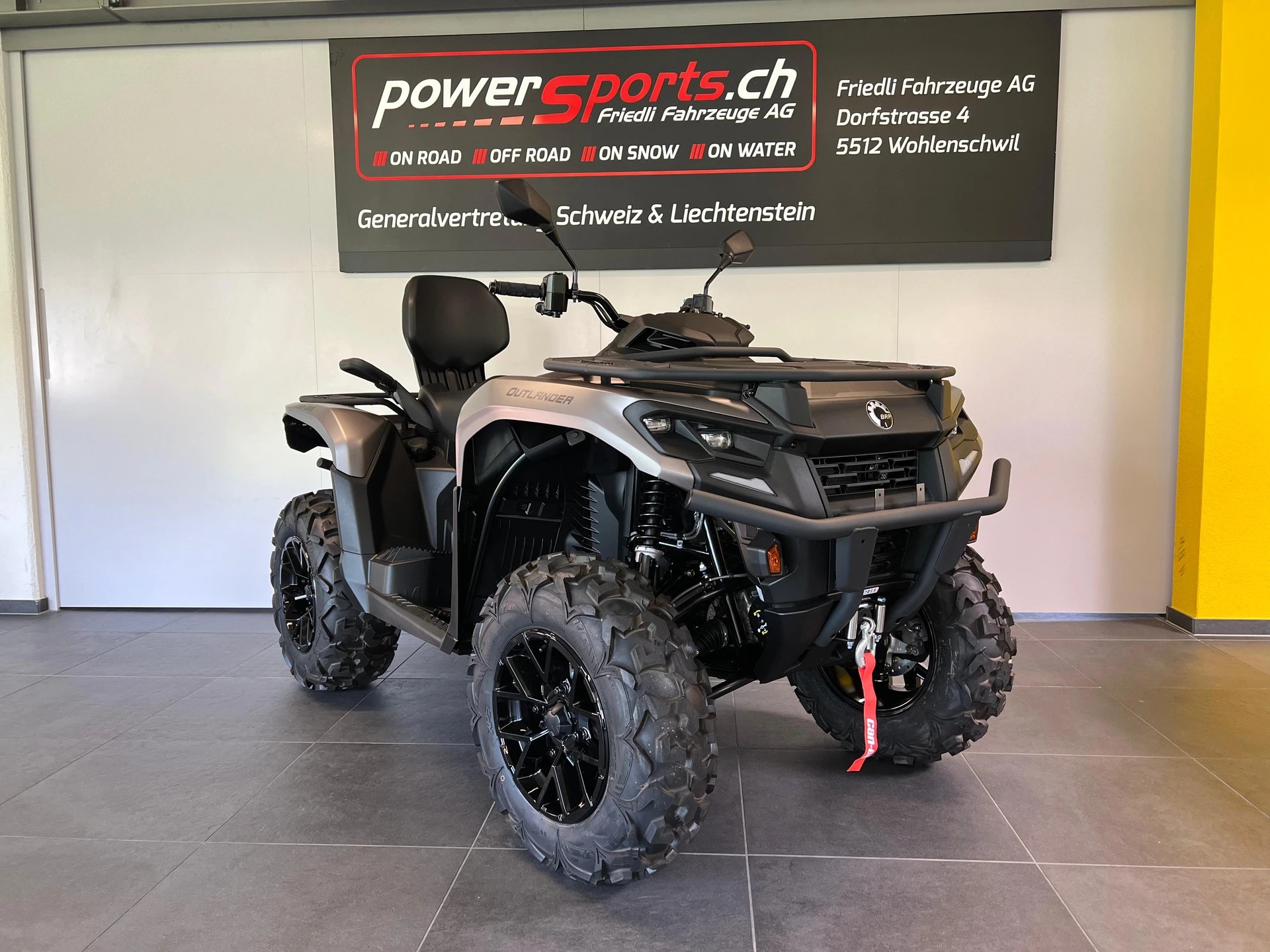 CAN-AM 700 Max XT ABS T-image-0