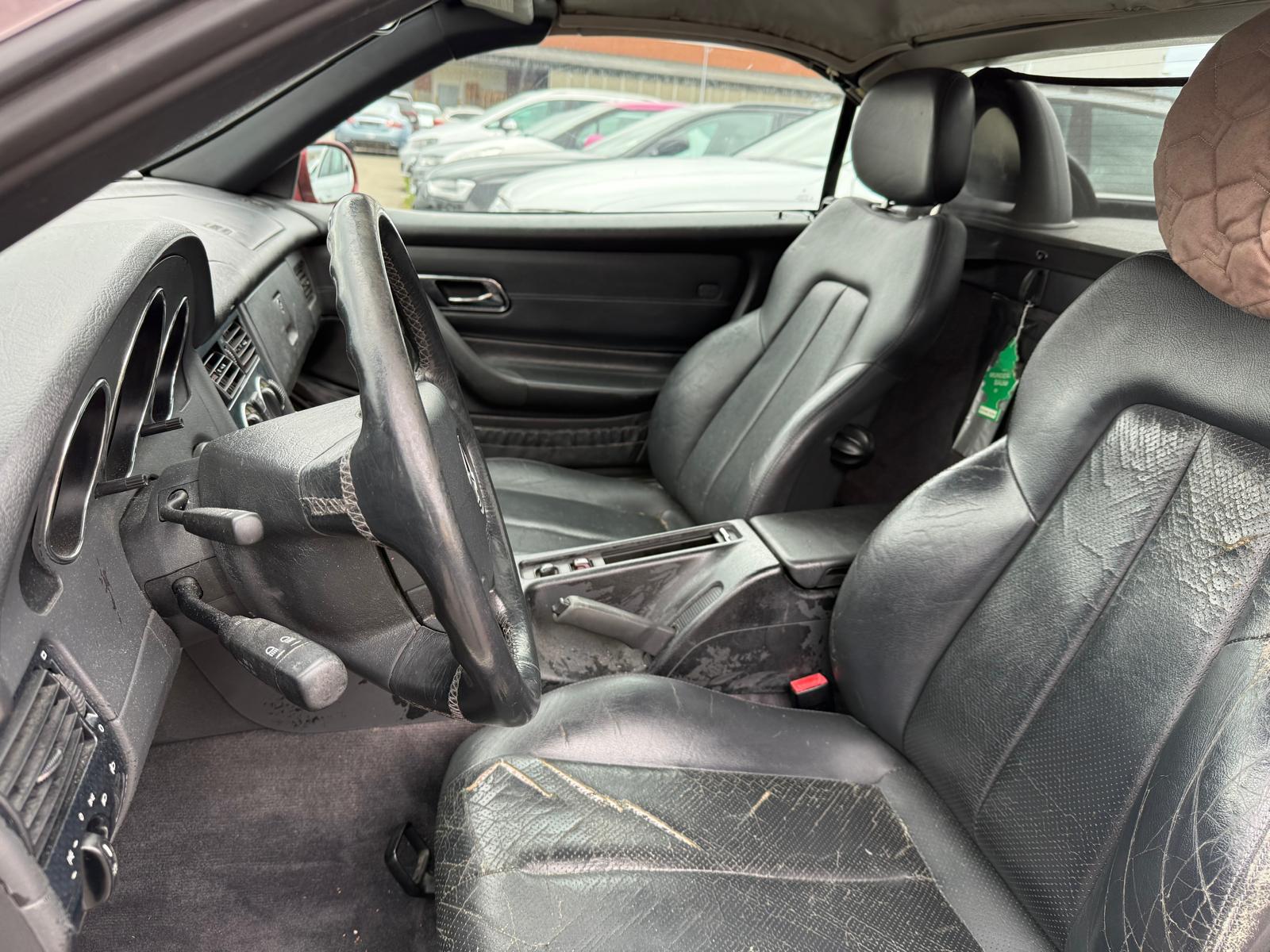 MERCEDES-BENZ SLK 200-image-7