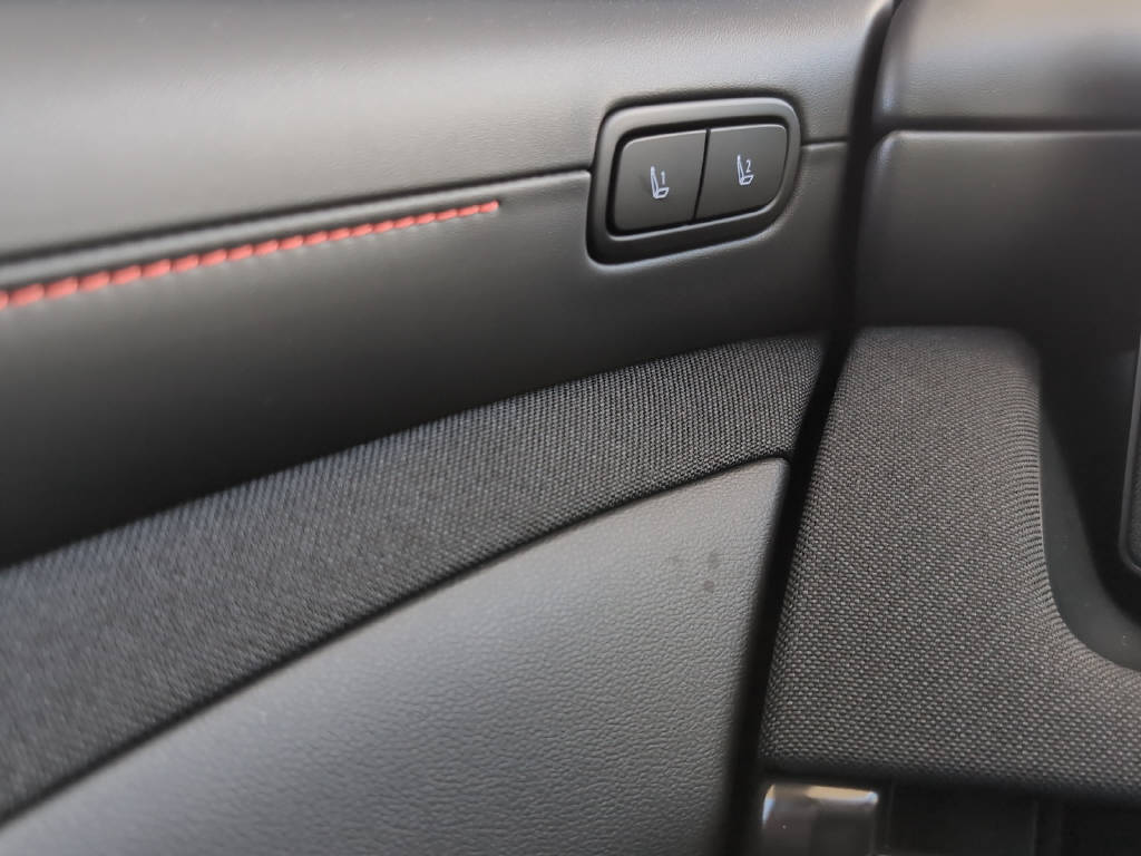 HYUNDAI TUCSON 1.6 T-GDi Hybrid N-Line 4WD-image-19