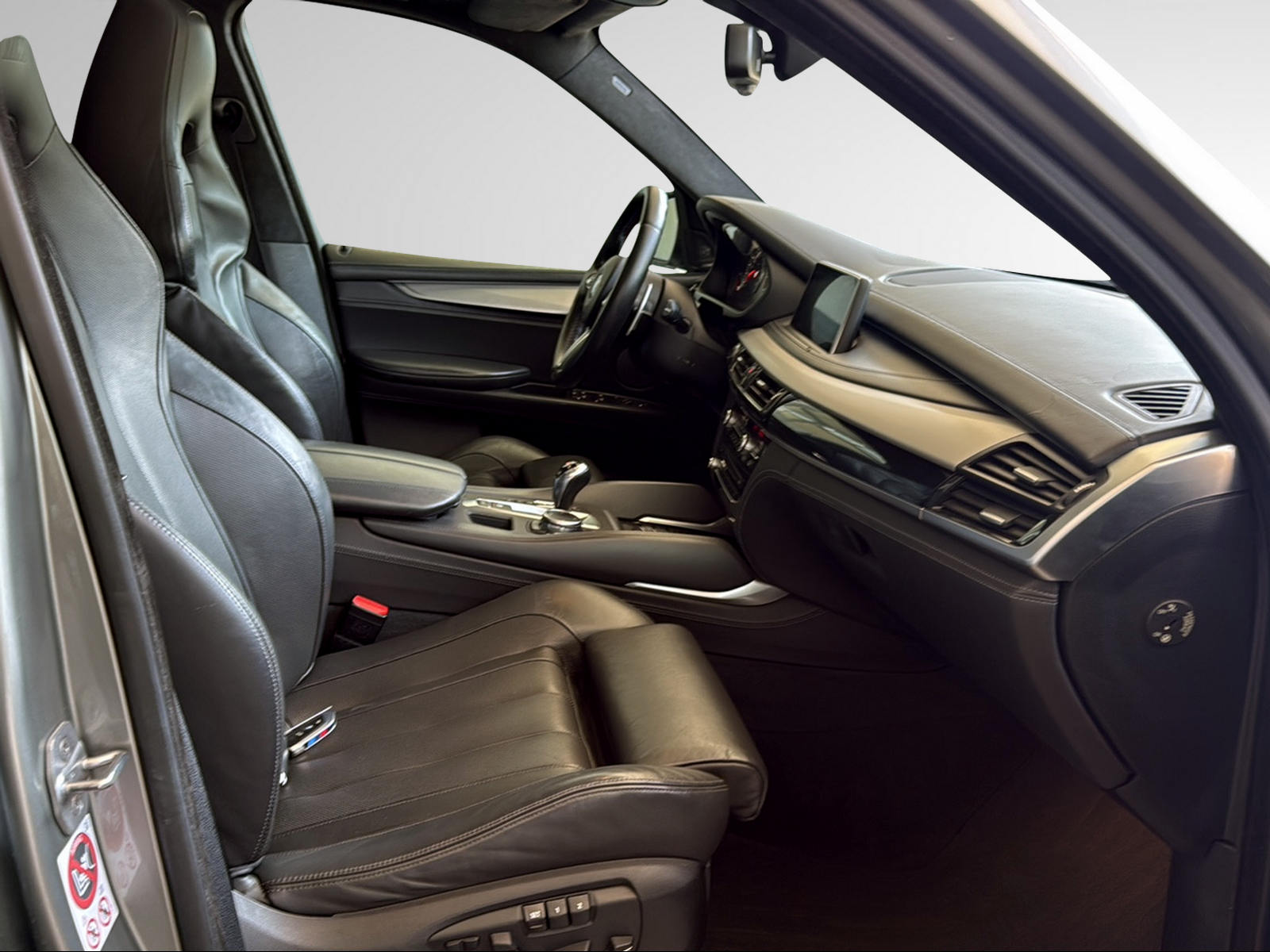 BMW X5M Steptronic-image-28
