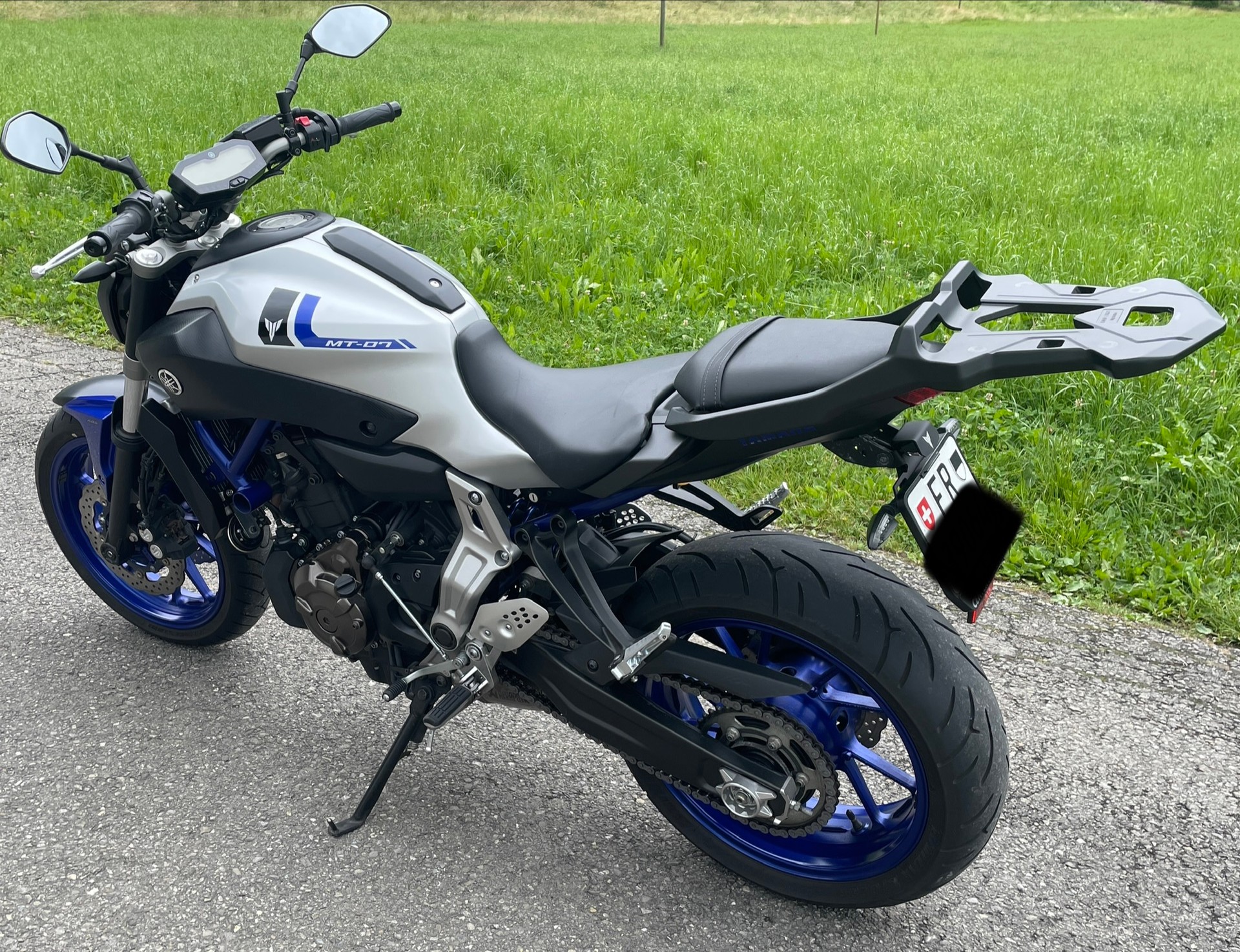 YAMAHA MT-07 ABS-image-2