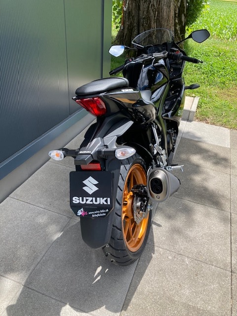SUZUKI GSX-R 125-image-2