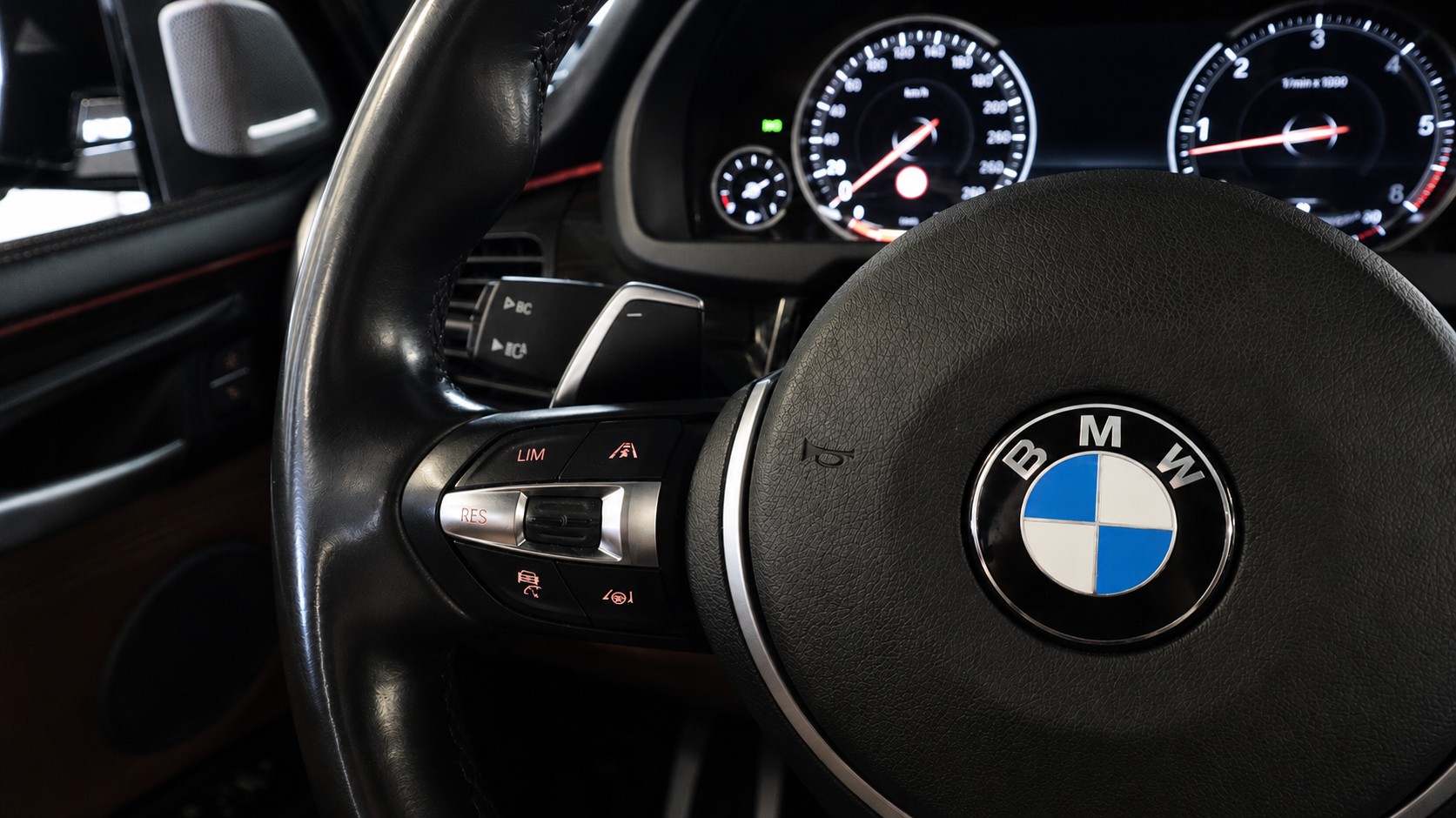 BMW X5 40d xDrive SAG-image-7
