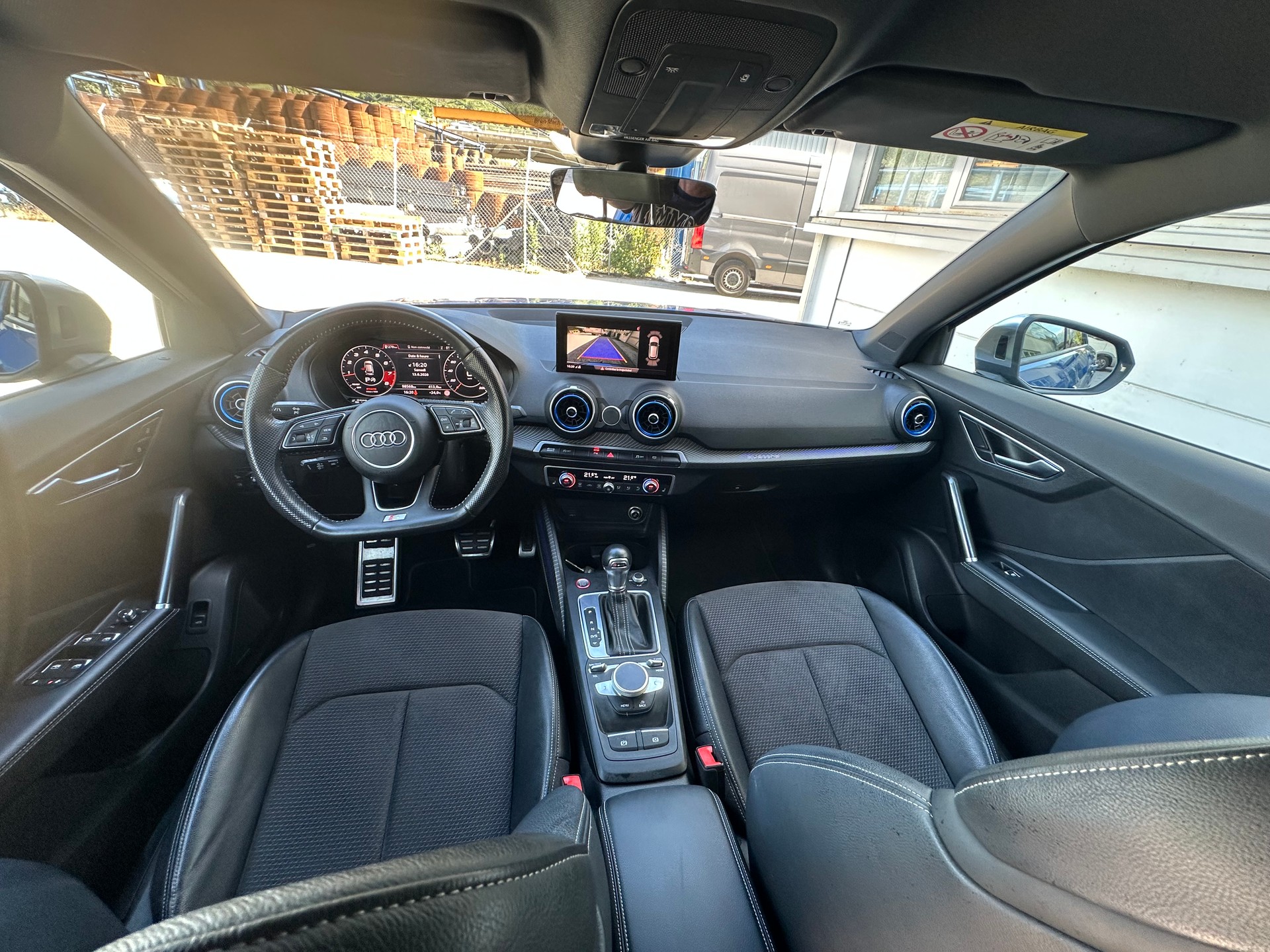 AUDI SQ2 TFSI quattro S-tronic-image-6