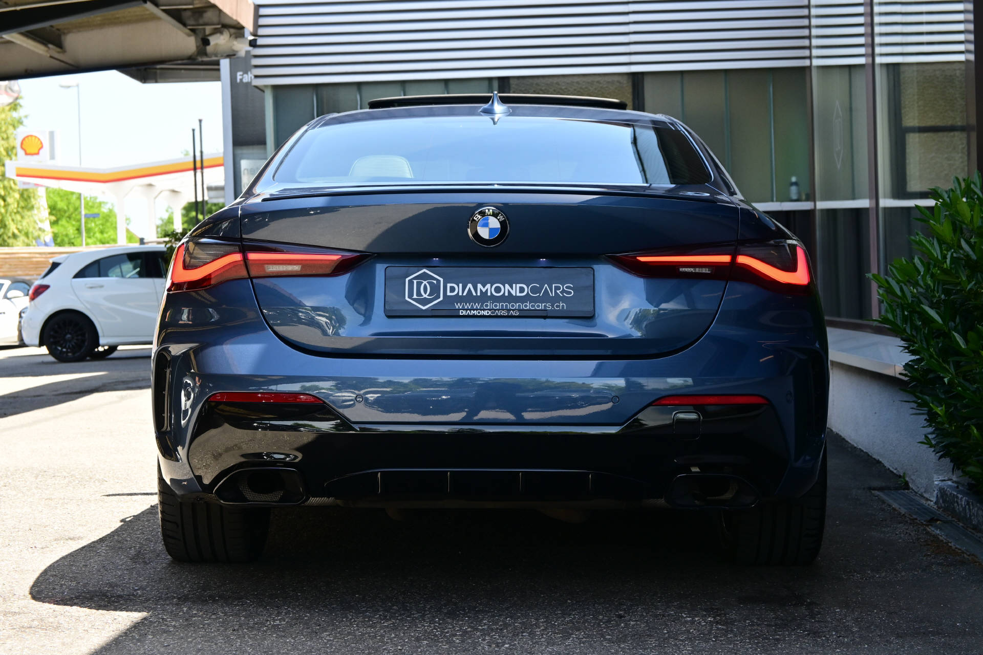 BMW M440i xDrive Coupé *Schiebedach*Head up Display*-image-6