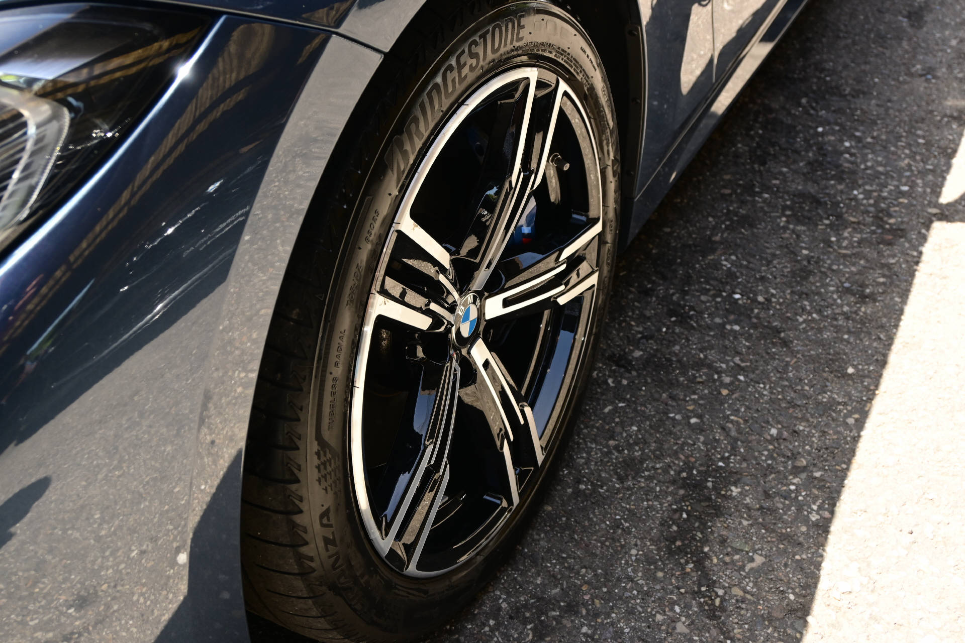 BMW M440i xDrive Coupé *Schiebedach*Head up Display*-image-4