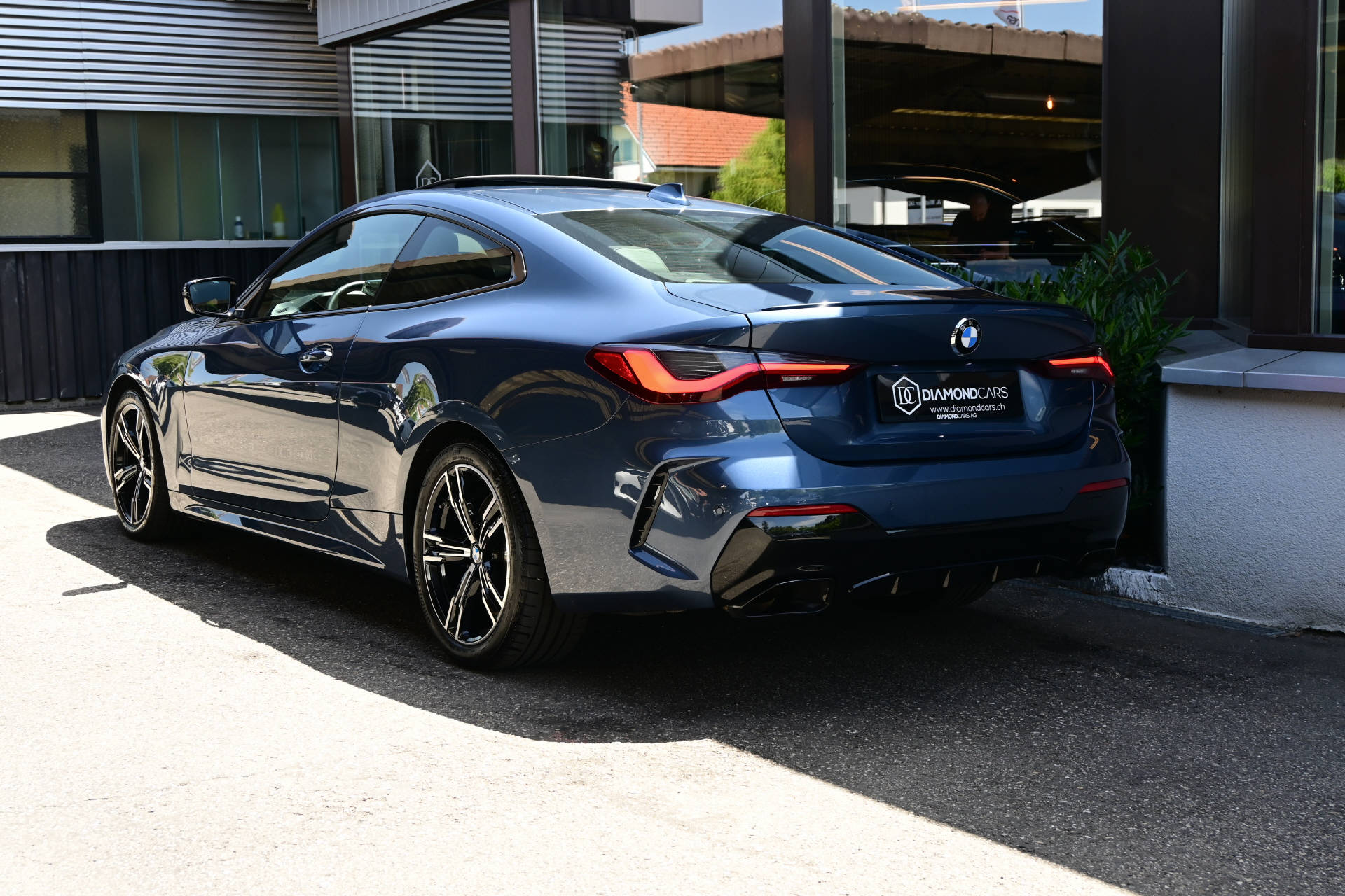 BMW M440i xDrive Coupé *Schiebedach*Head up Display*-image-5