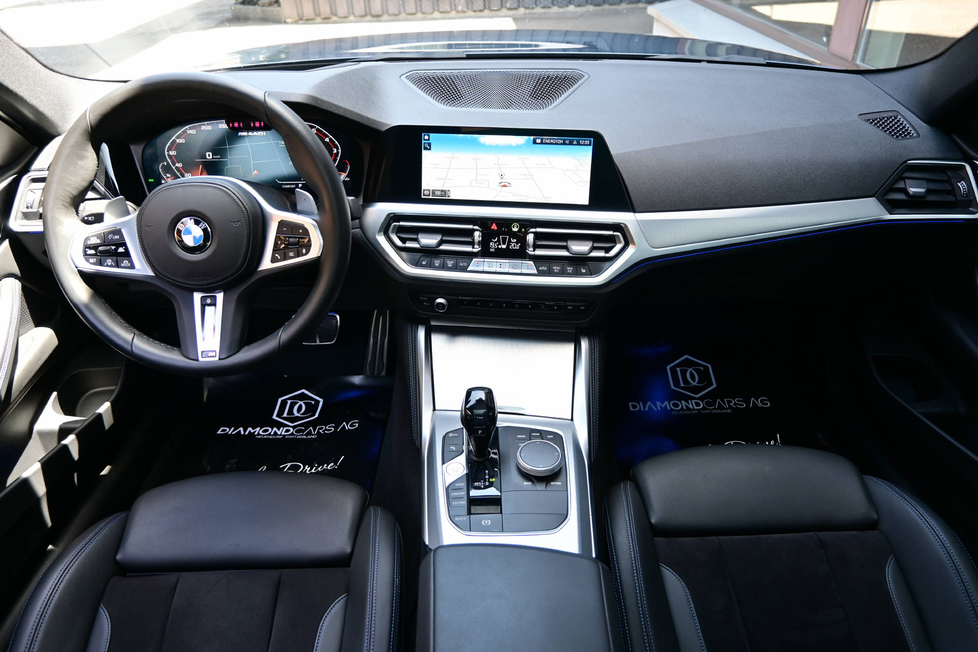 BMW M440i xDrive Coupé *Schiebedach*Head up Display*-image-9