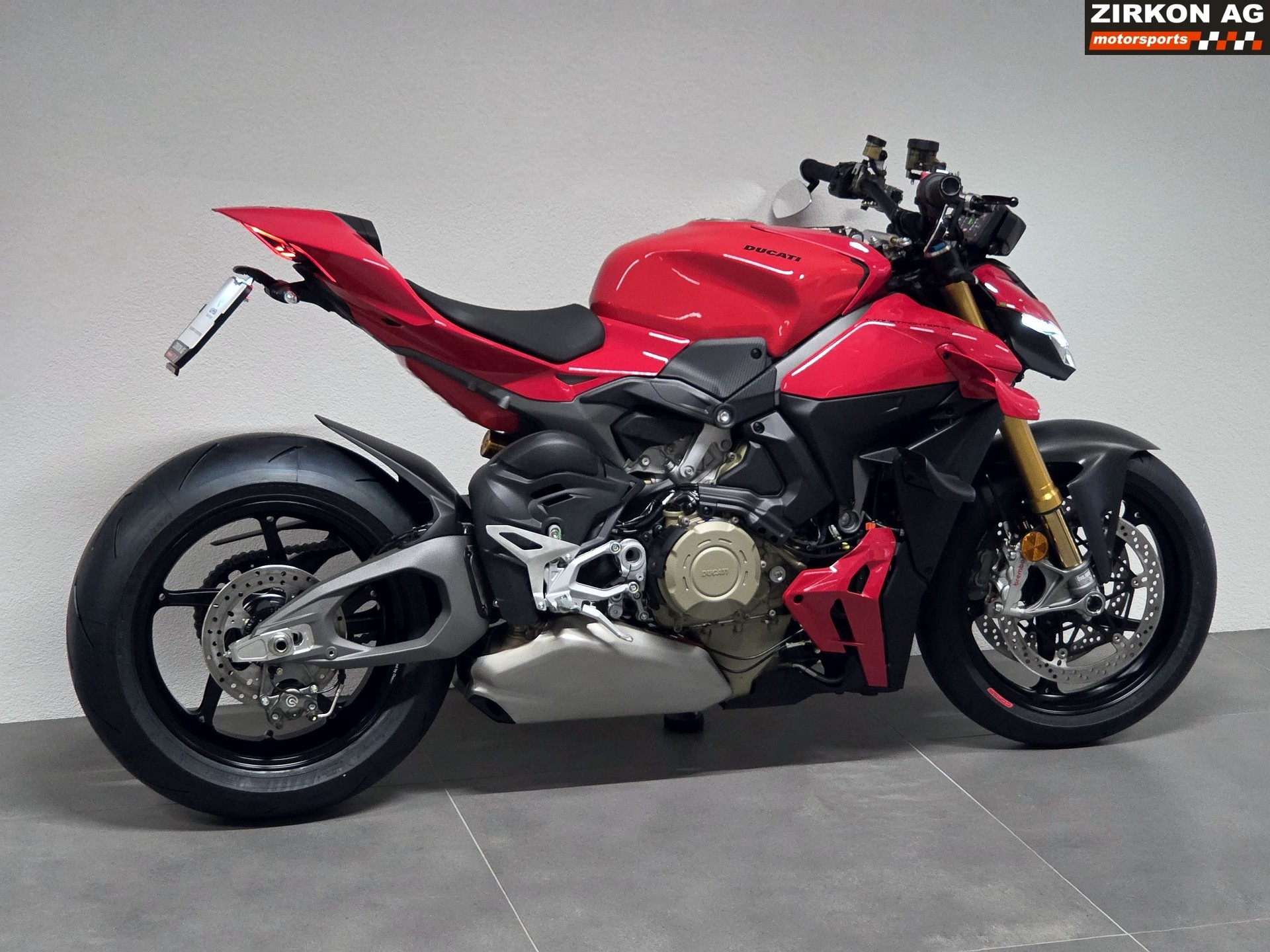 DUCATI Streetfighter V4 S Essenza I-image-4