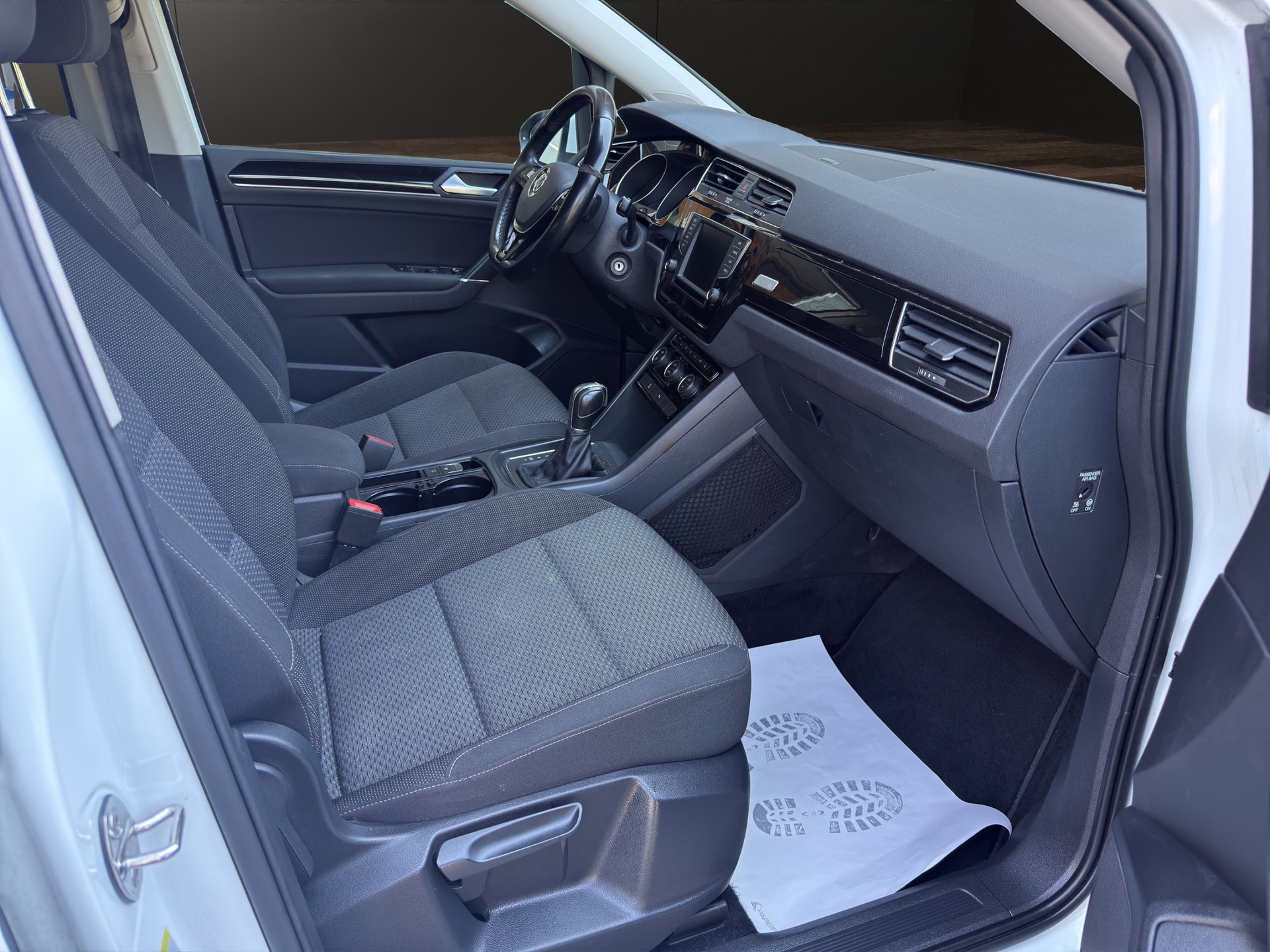 VW Touran 1.4 TSI BlueMotion Technology Family DSG 7Plätzer-image-13
