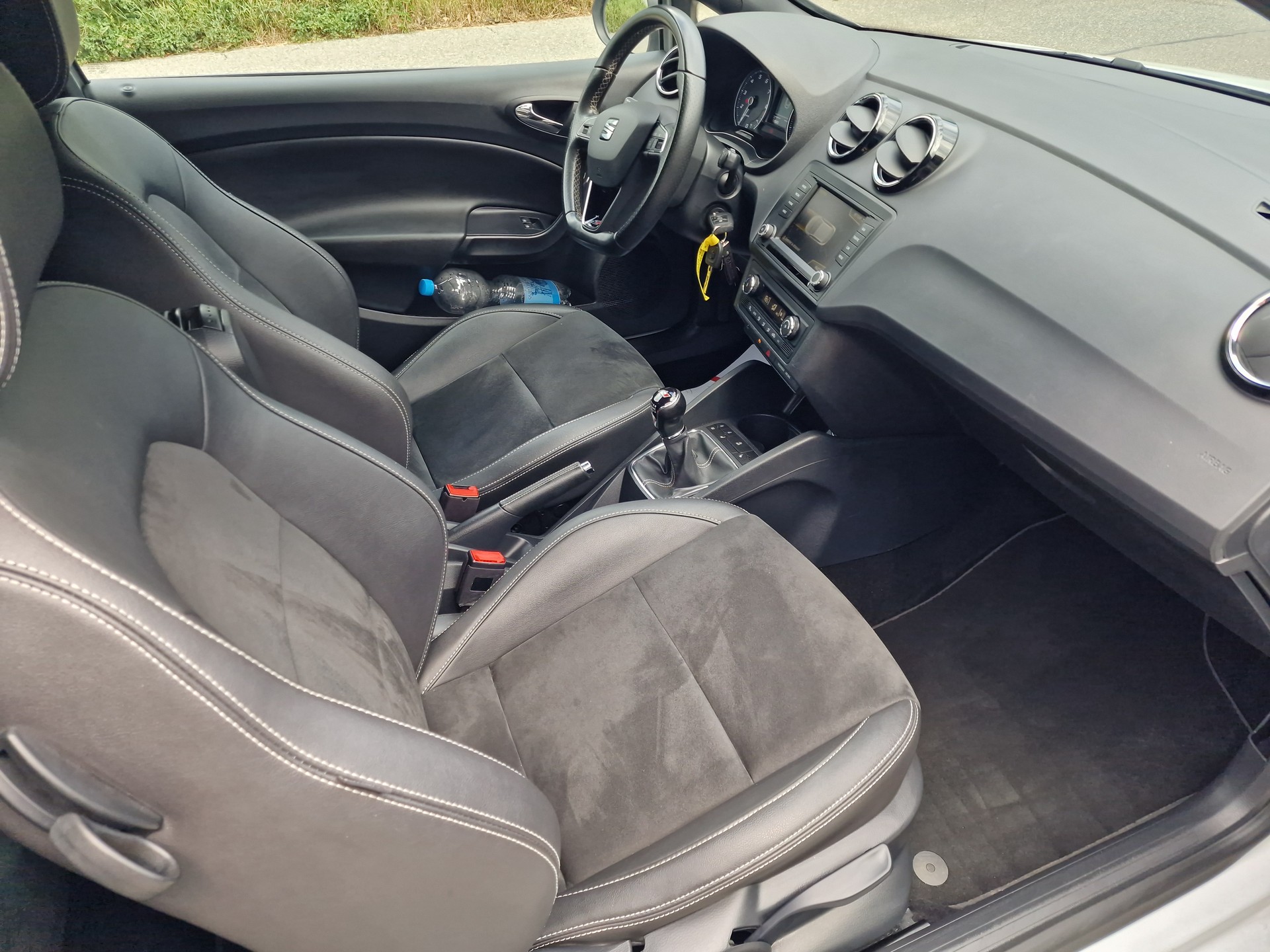 SEAT Ibiza SC 1.8 TSI Cupra-image-7