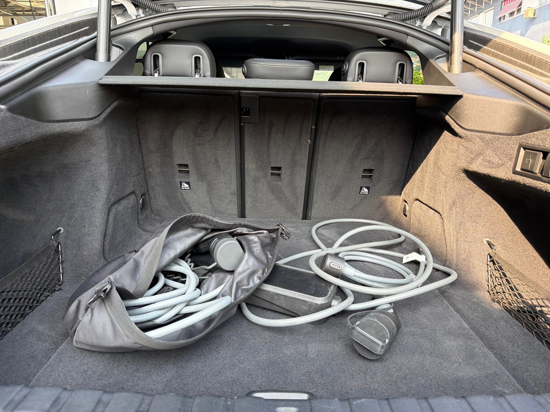 BMW i4 eDrive40-image-17