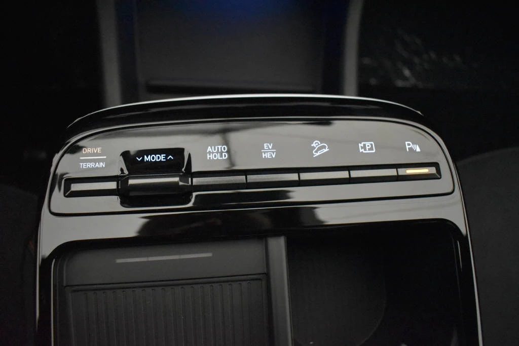 HYUNDAI Tucson 1.6 TGDI PHEV N-Line LUX 4WD-image-11