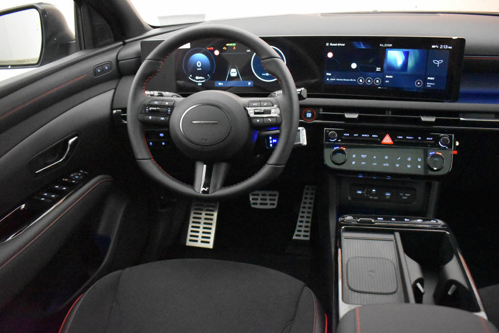 HYUNDAI Tucson 1.6 TGDI PHEV N-Line LUX 4WD-image-8