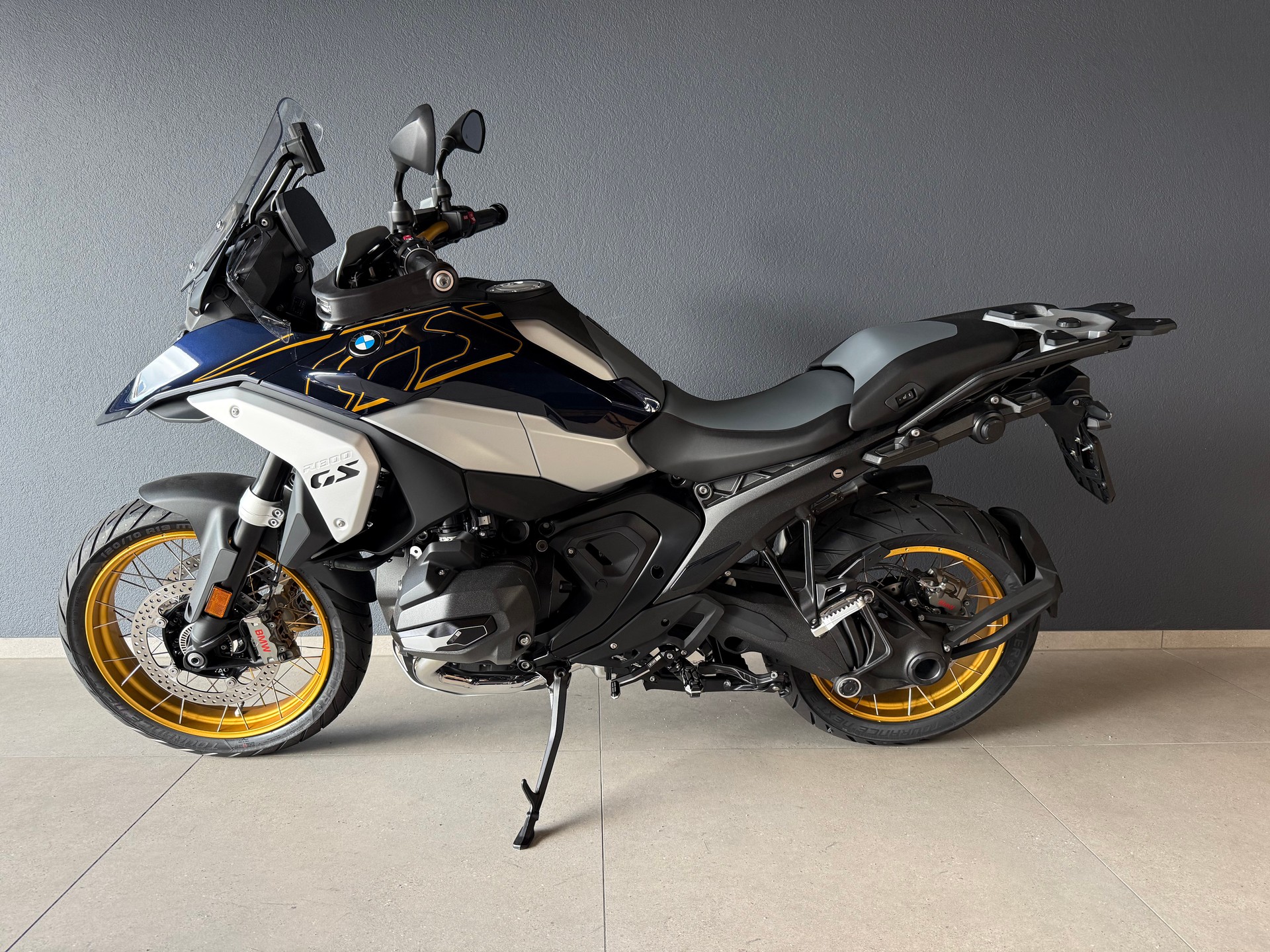 BMW R 1300 GS-image-0