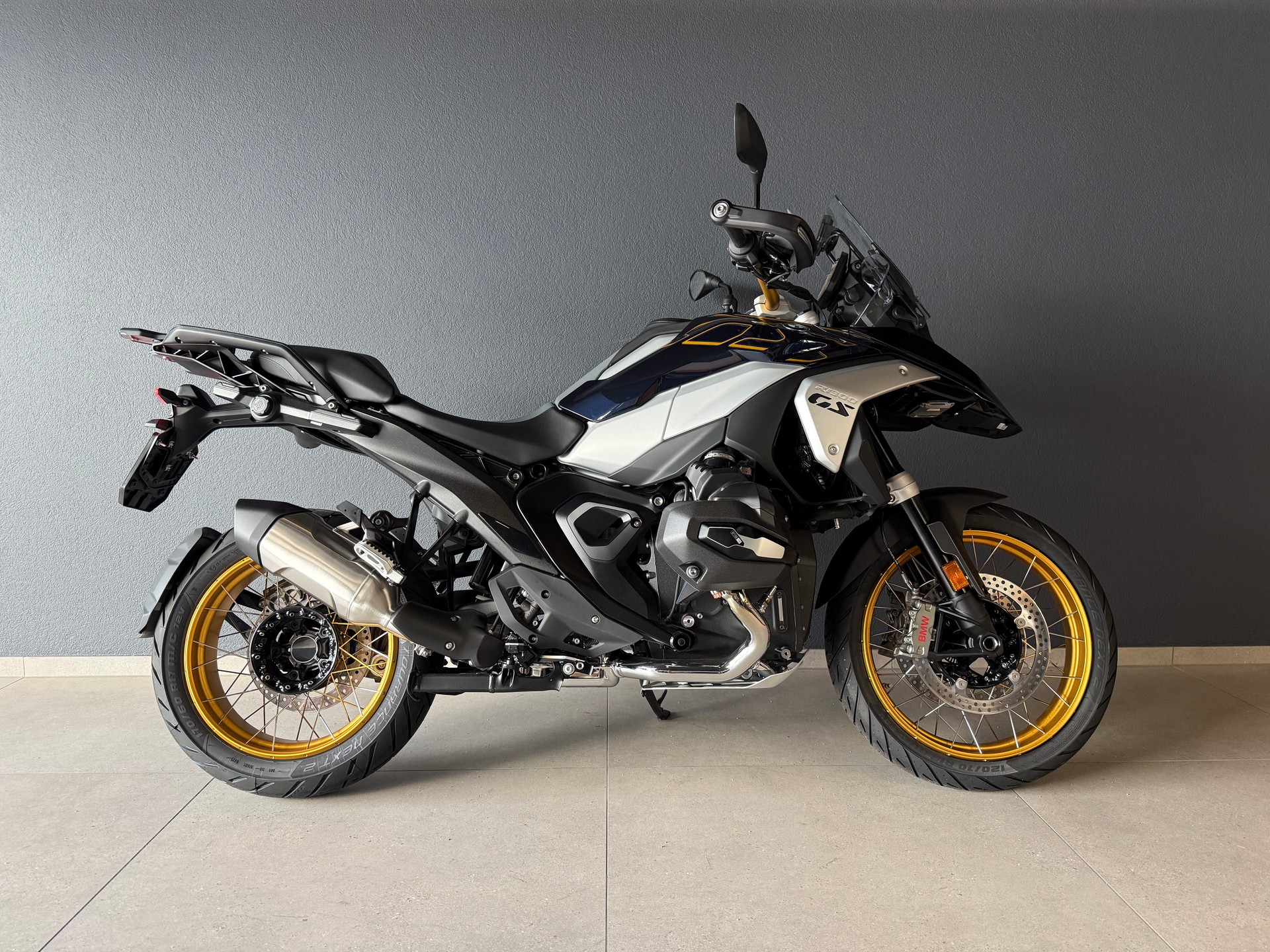 BMW R 1300 GS-image-4