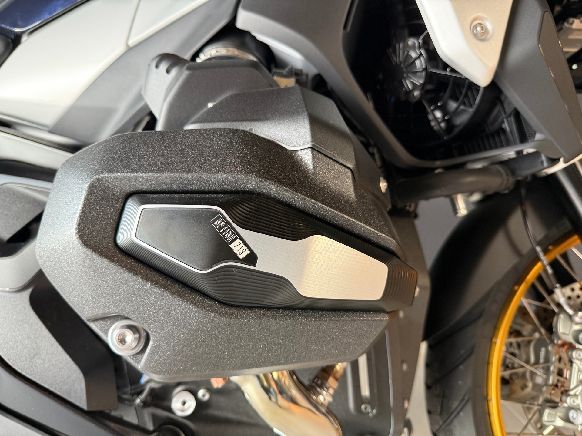 BMW R 1300 GS-image-8