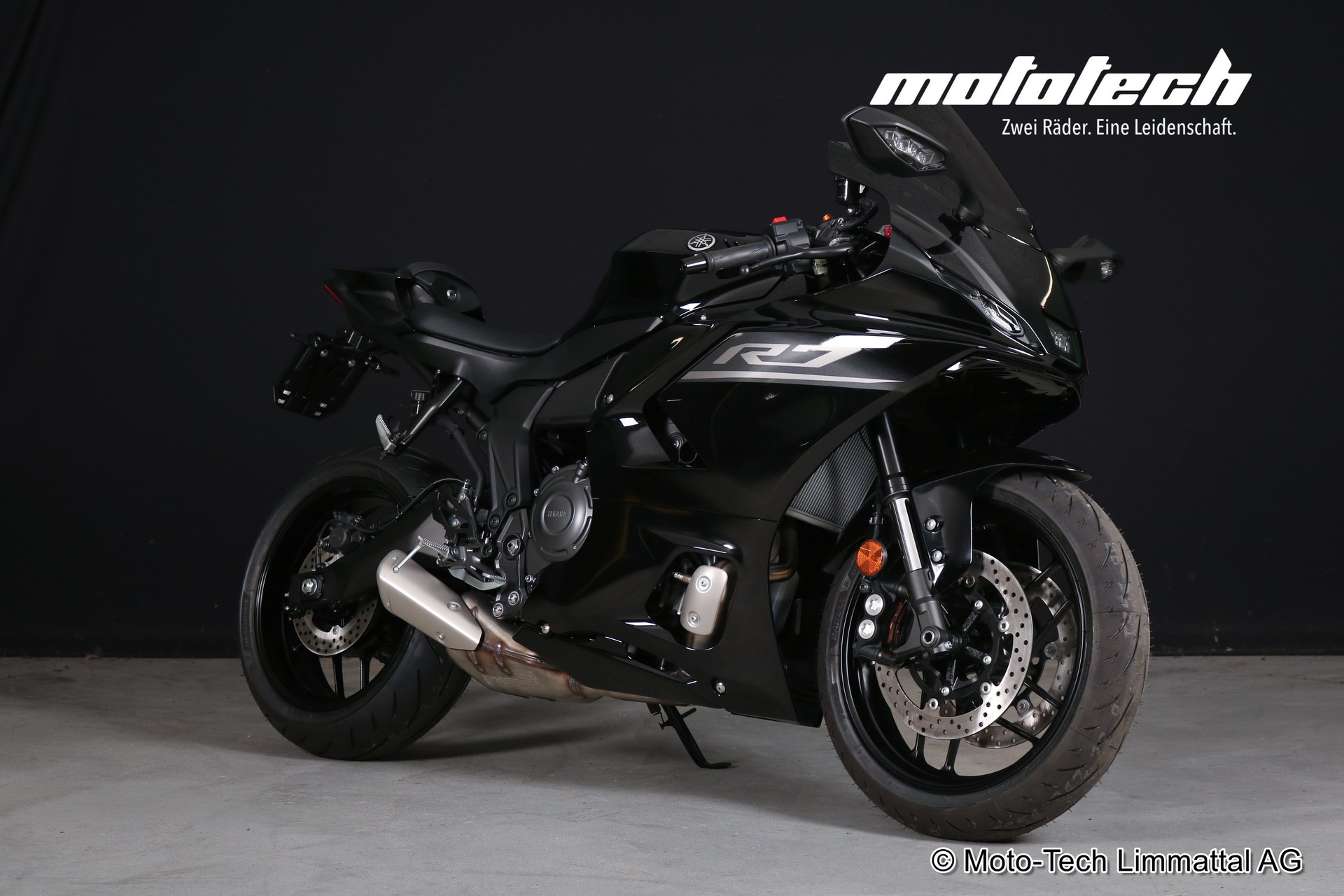 YAMAHA YZF-R7 BLACK EDITION (35kW)-image-0