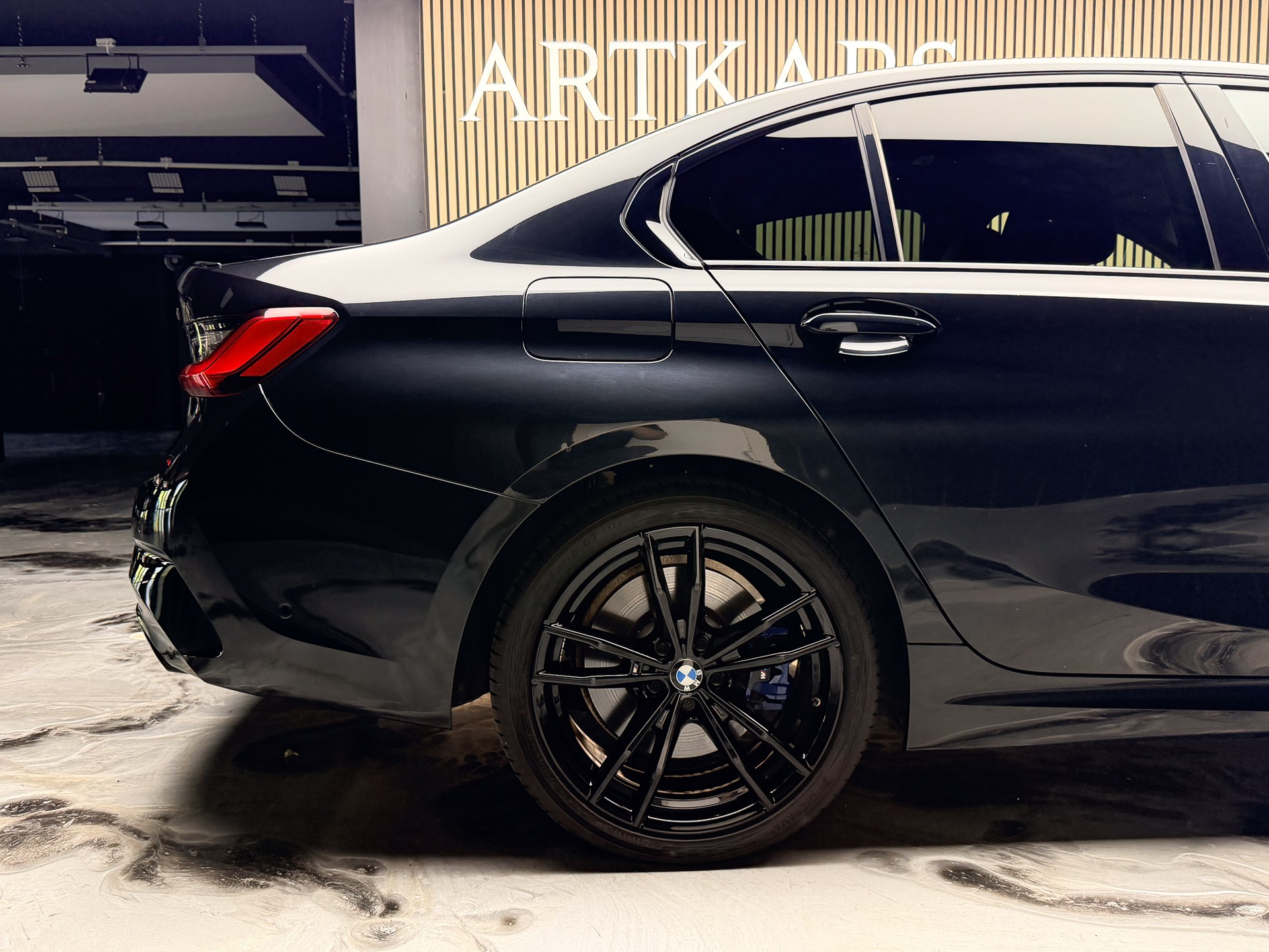 BMW M340i xDrive Steptronic-image-5