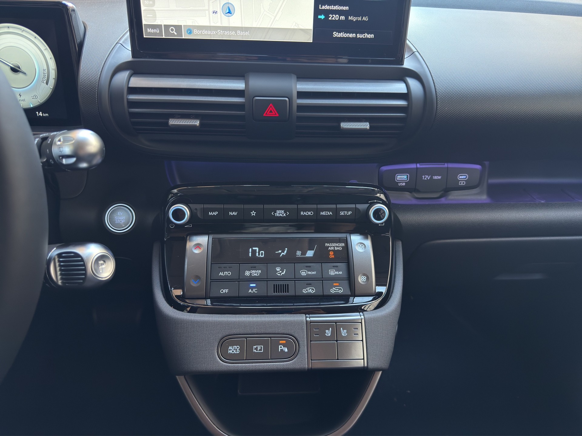 HYUNDAI Inster 49kWh Vertex-image-17