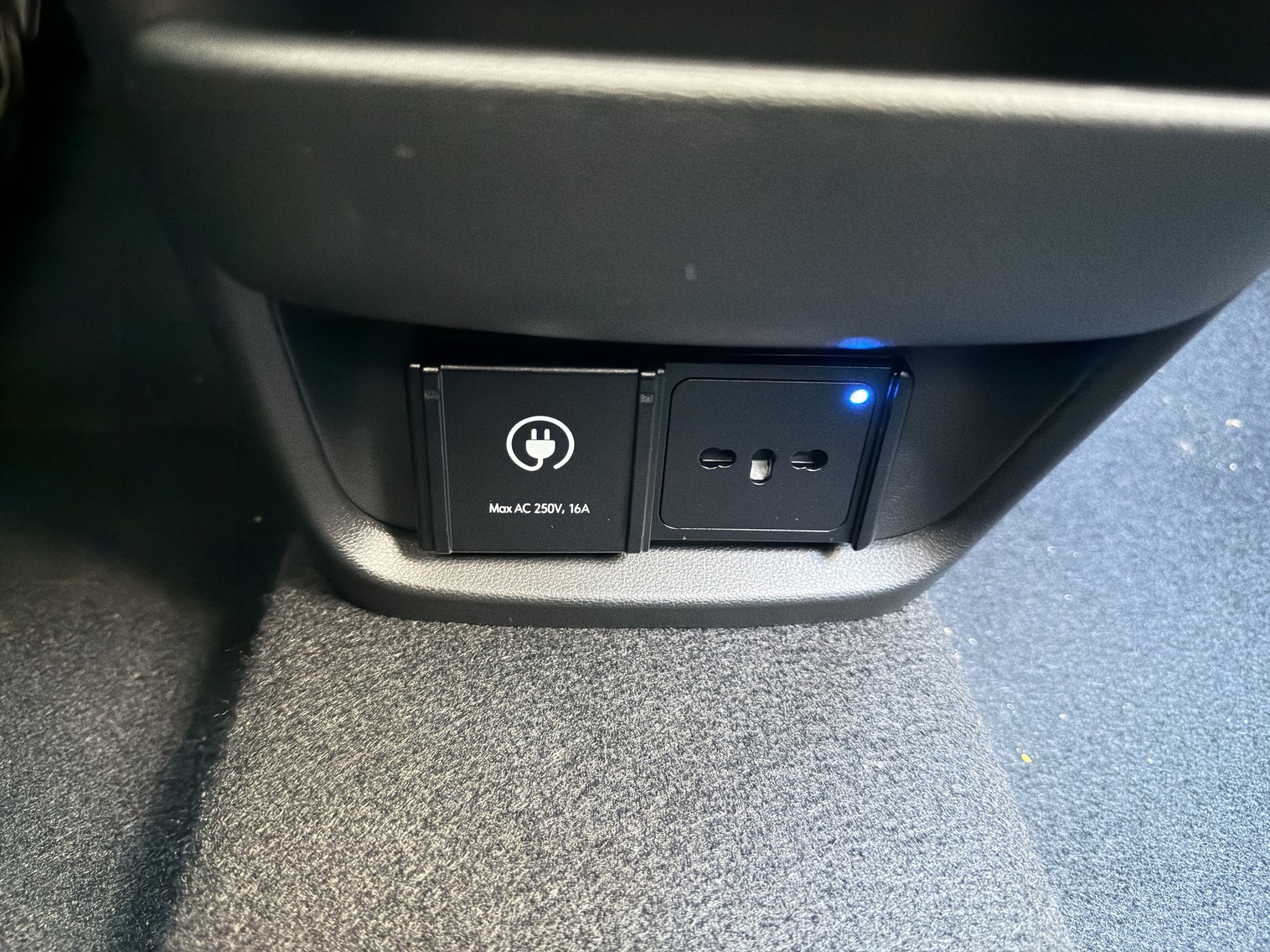 HYUNDAI Inster 49kWh Vertex-image-22