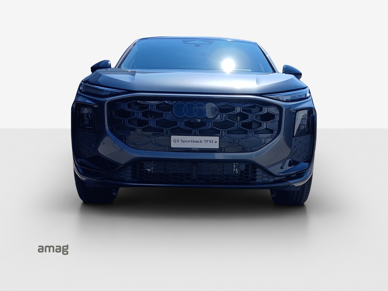 AUDI Q3 Sportback e-hybrid 200 kW S tronig-image-6