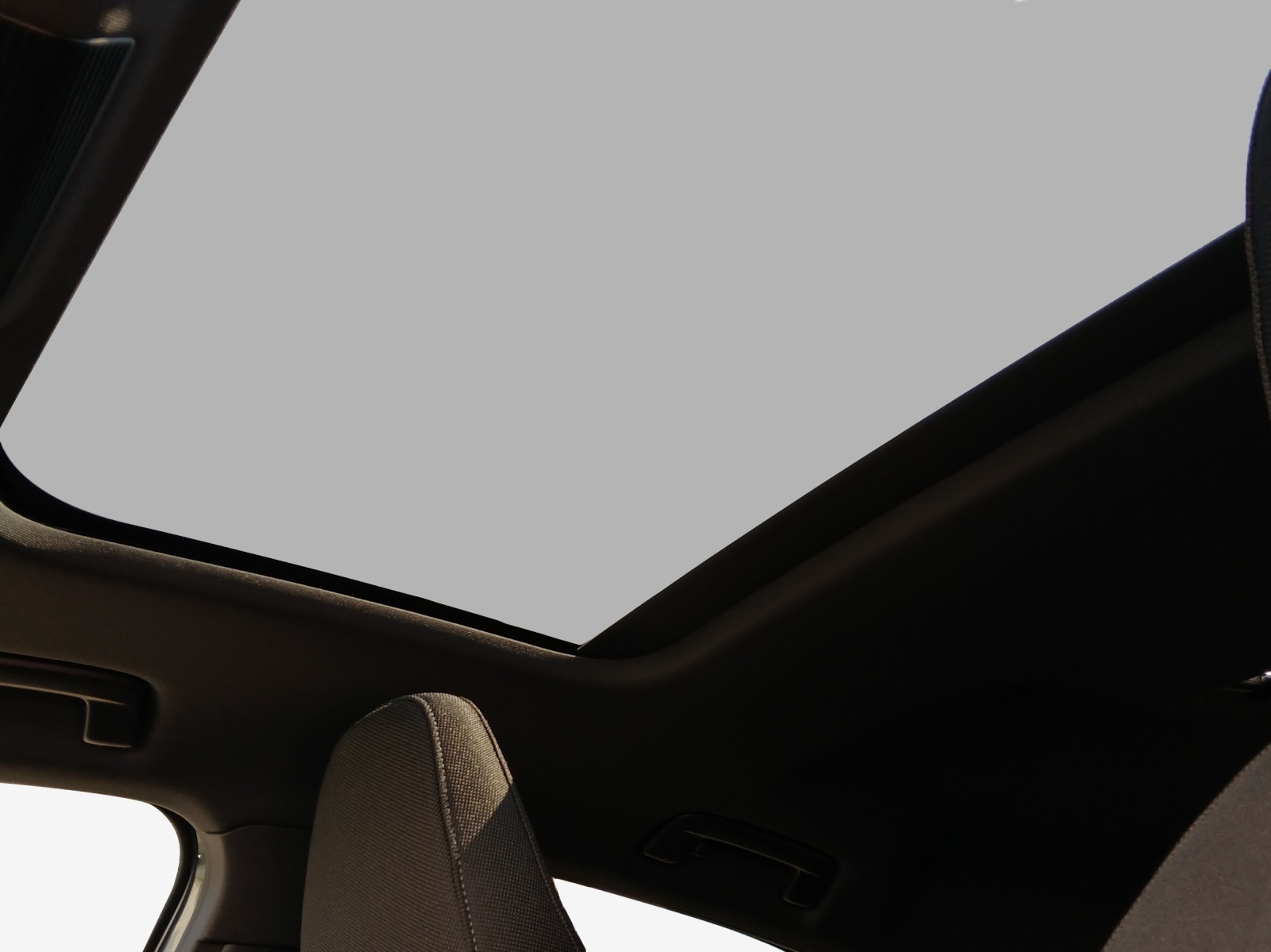 AUDI Q3 Sportback e-hybrid 200 kW S tronig-image-14