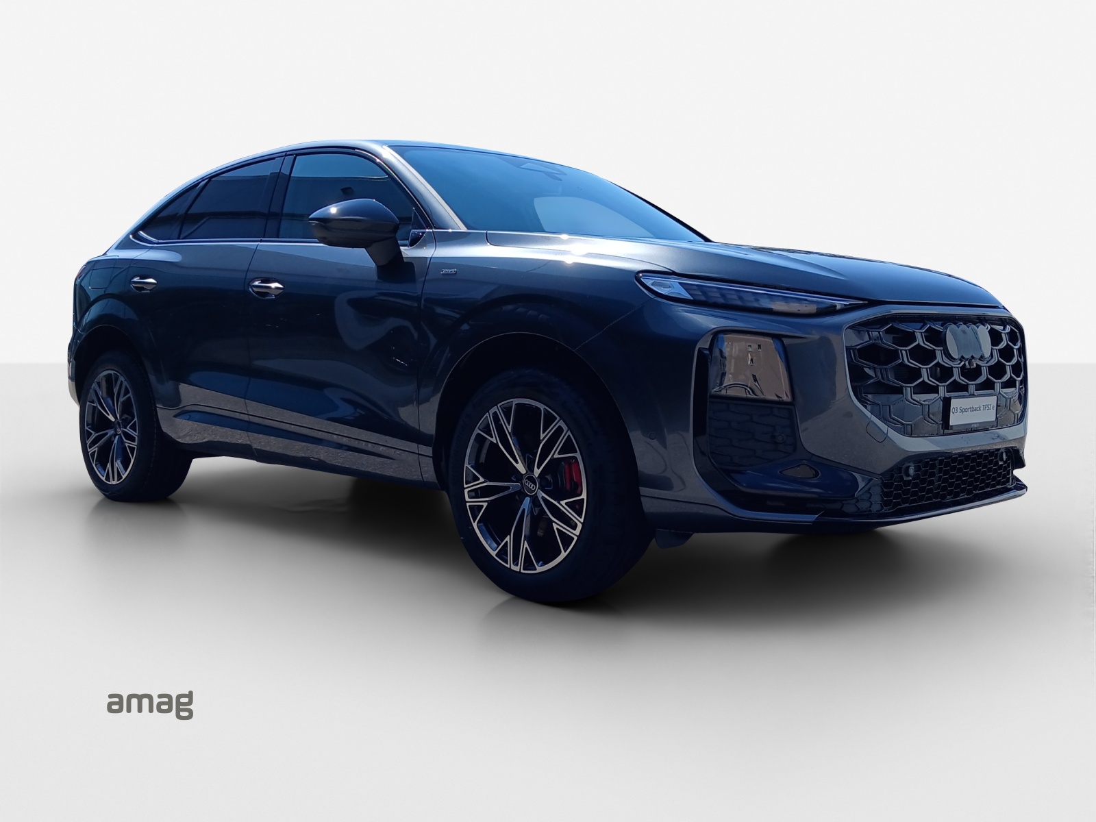 AUDI Q3 Sportback e-hybrid 200 kW S tronig-image-5