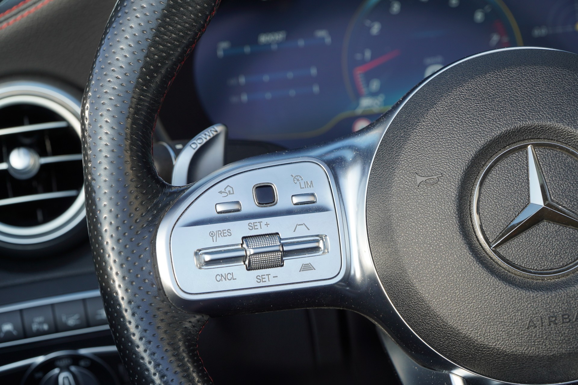 MERCEDES-BENZ C 43 Cabriolet AMG 4Matic 9G-Tronic-image-20