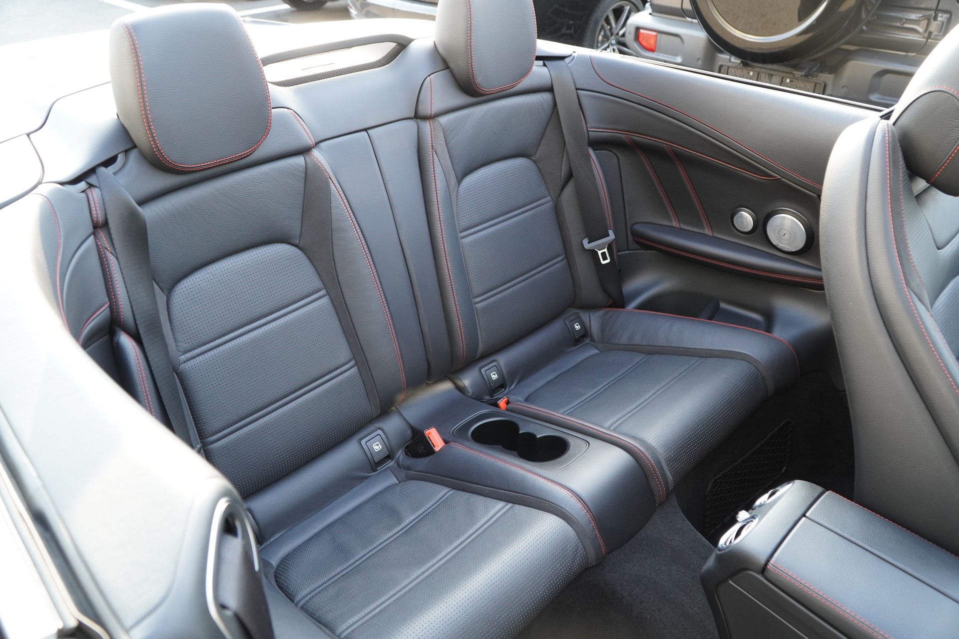 MERCEDES-BENZ C 43 Cabriolet AMG 4Matic 9G-Tronic-image-24
