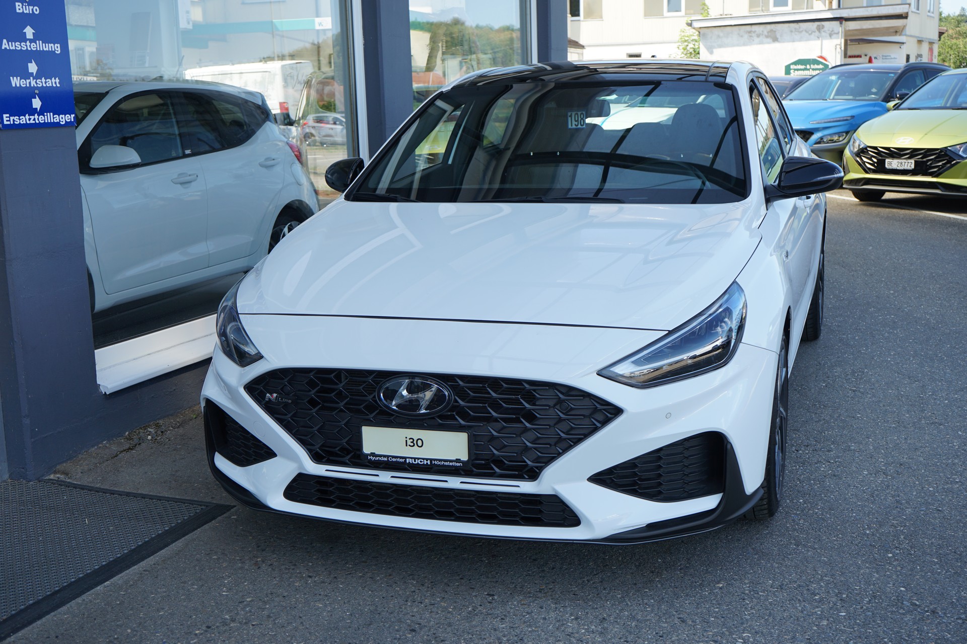 HYUNDAI i30 1.5 T-GDi N Line 48V MH iMT-showroom-element-2