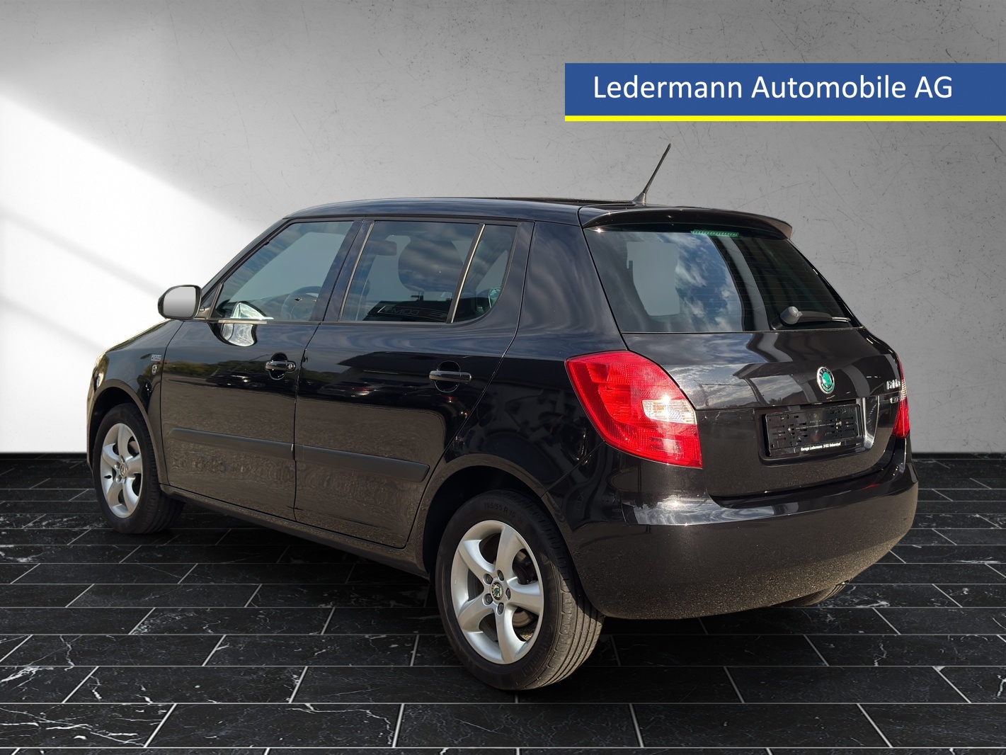 SKODA Fabia 1.2 TSI Ambition-showroom-element-2