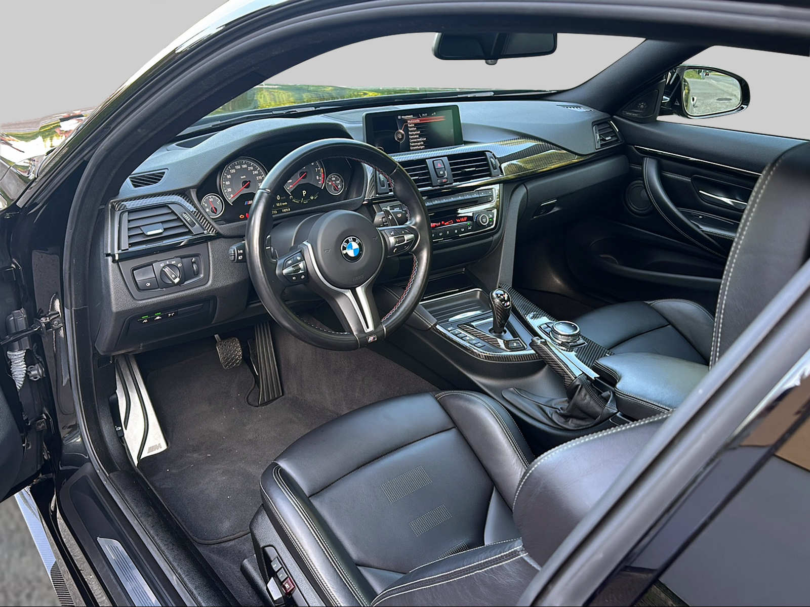 BMW M4 Coupé DKG-image-13
