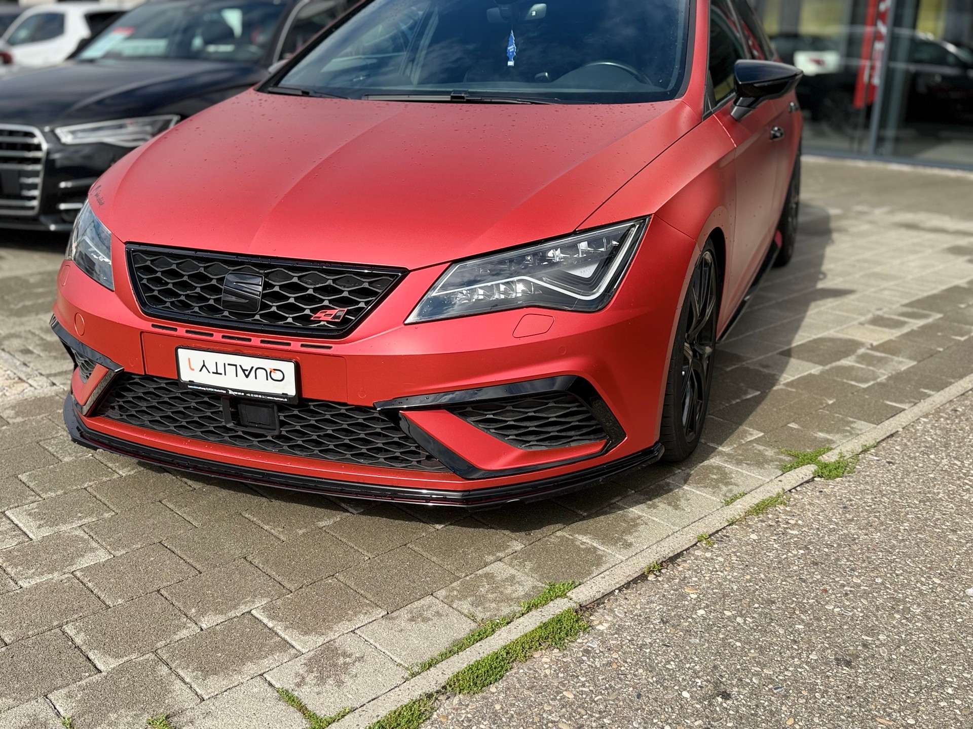 SEAT Leon ST 2.0 TSI Swiss Cupra 300 4 Drive DSG-showroom-element-3