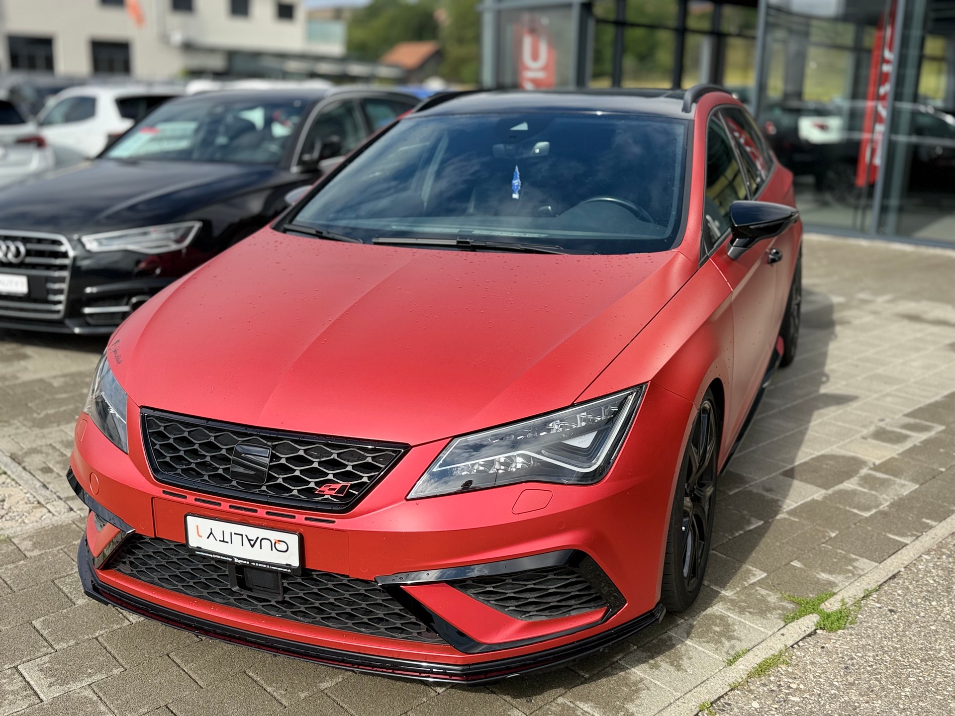 SEAT Leon ST 2.0 TSI Swiss Cupra 300 4 Drive DSG