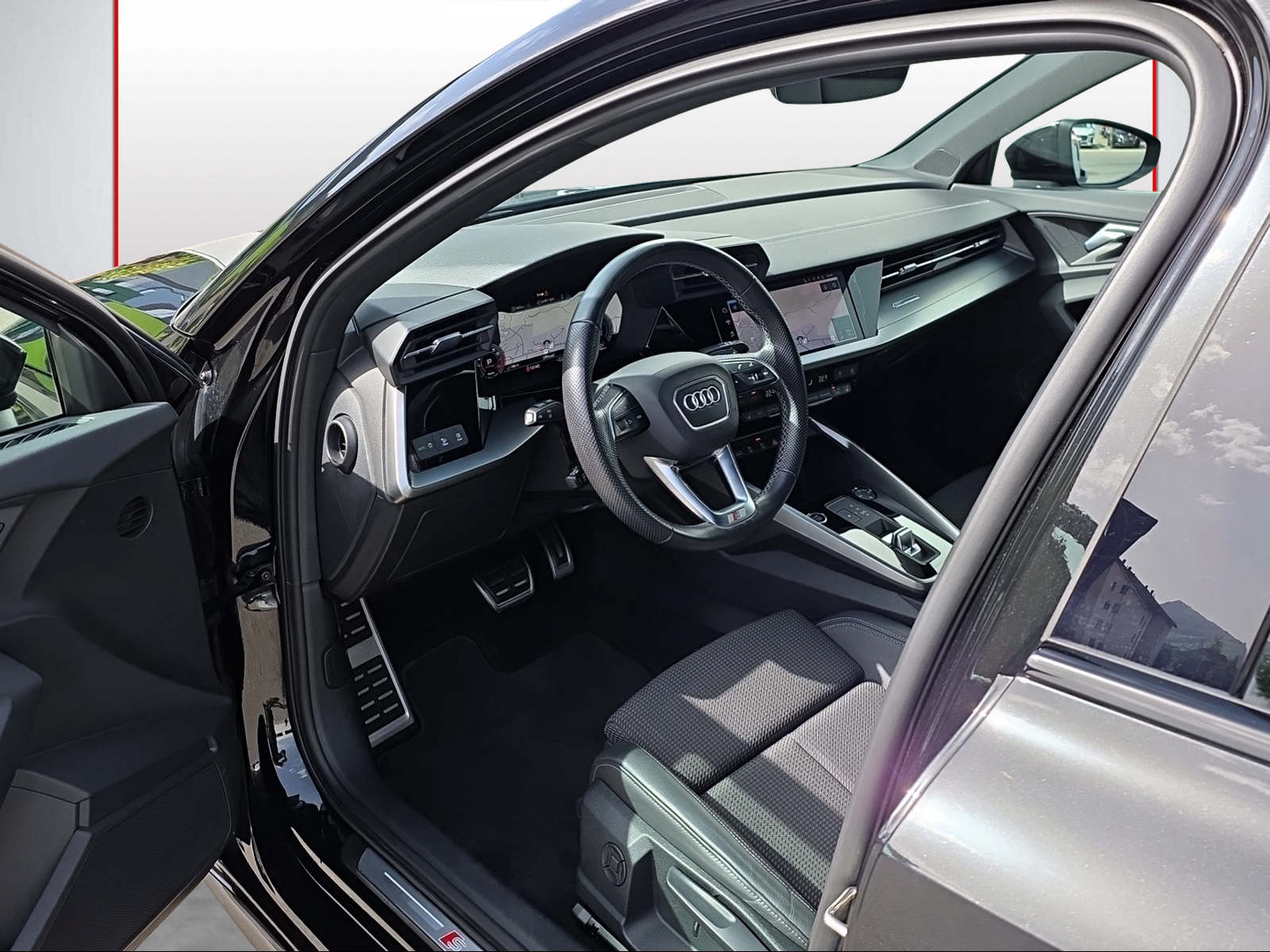 AUDI A3 Sportback 35 TFSI S line Attraction S-tronic-image-5