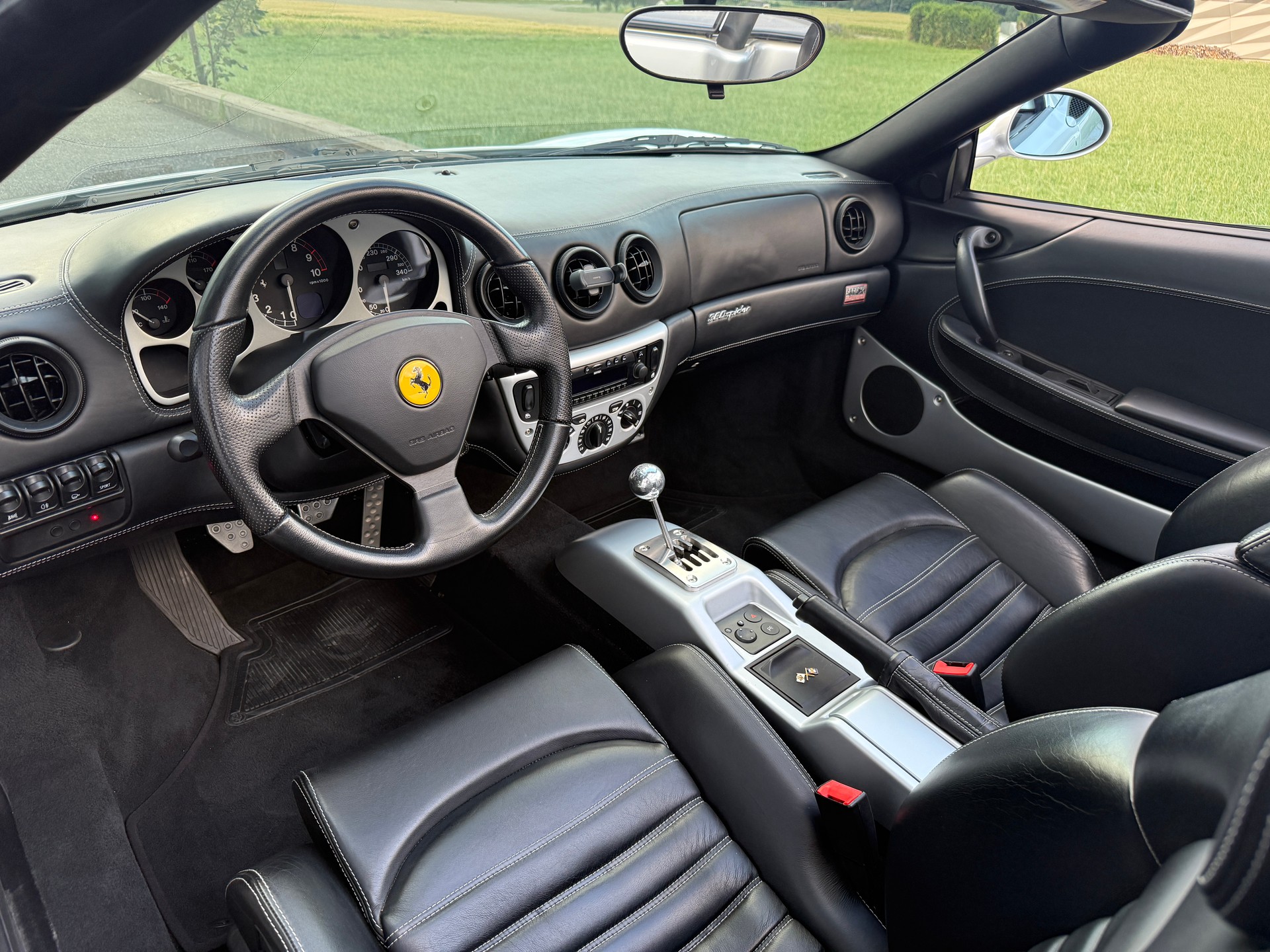 FERRARI F360 Spider - Handschalter-image-7