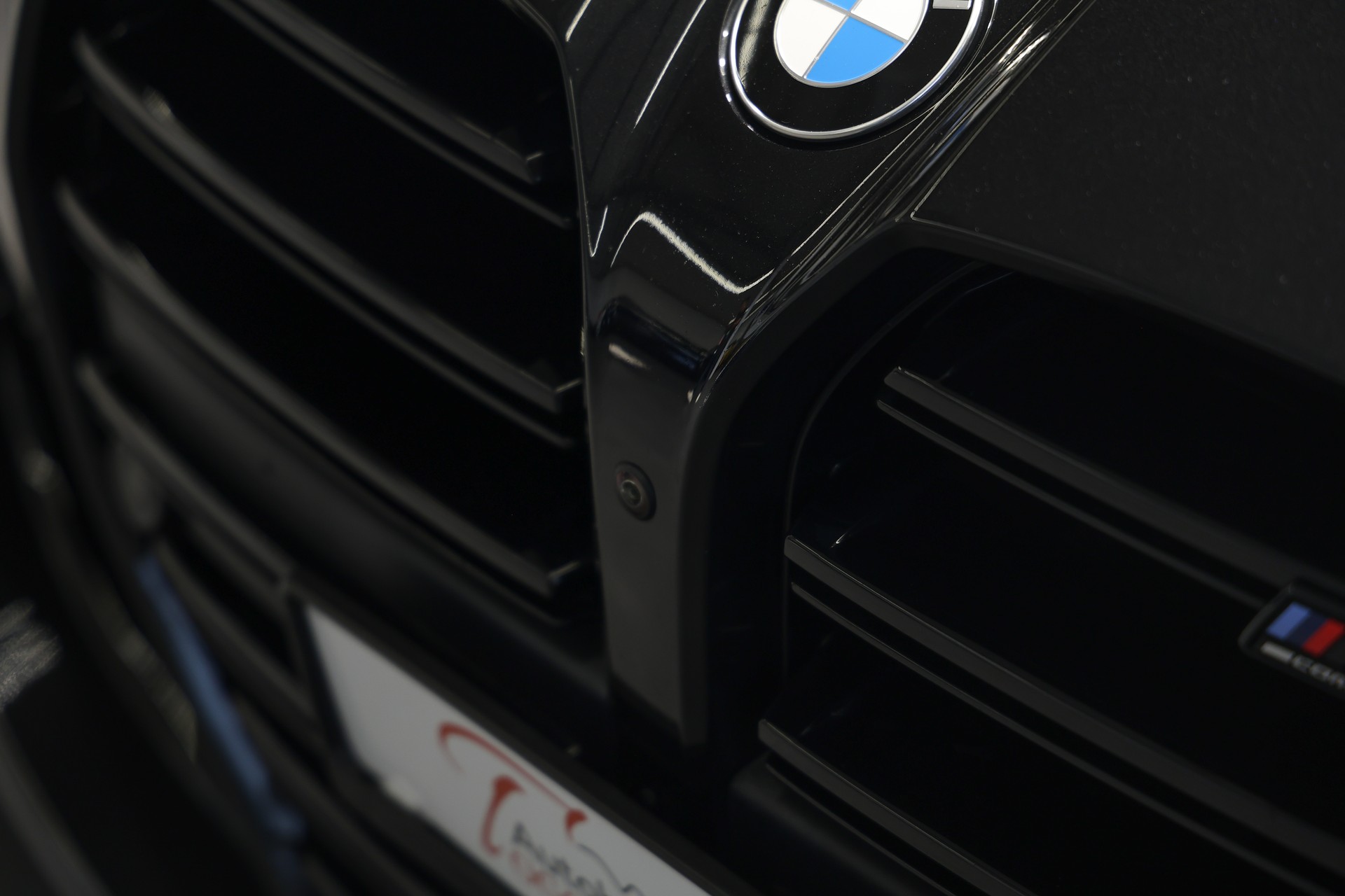 BMW M3 Competition M xDrive-image-7