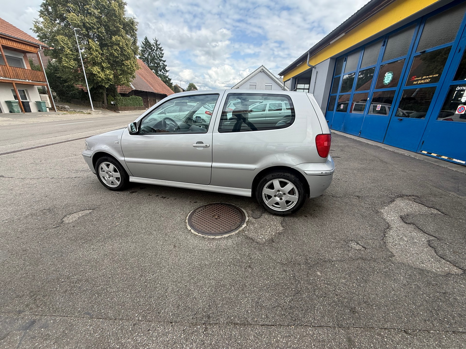 VW Polo 100 Highline-image-5