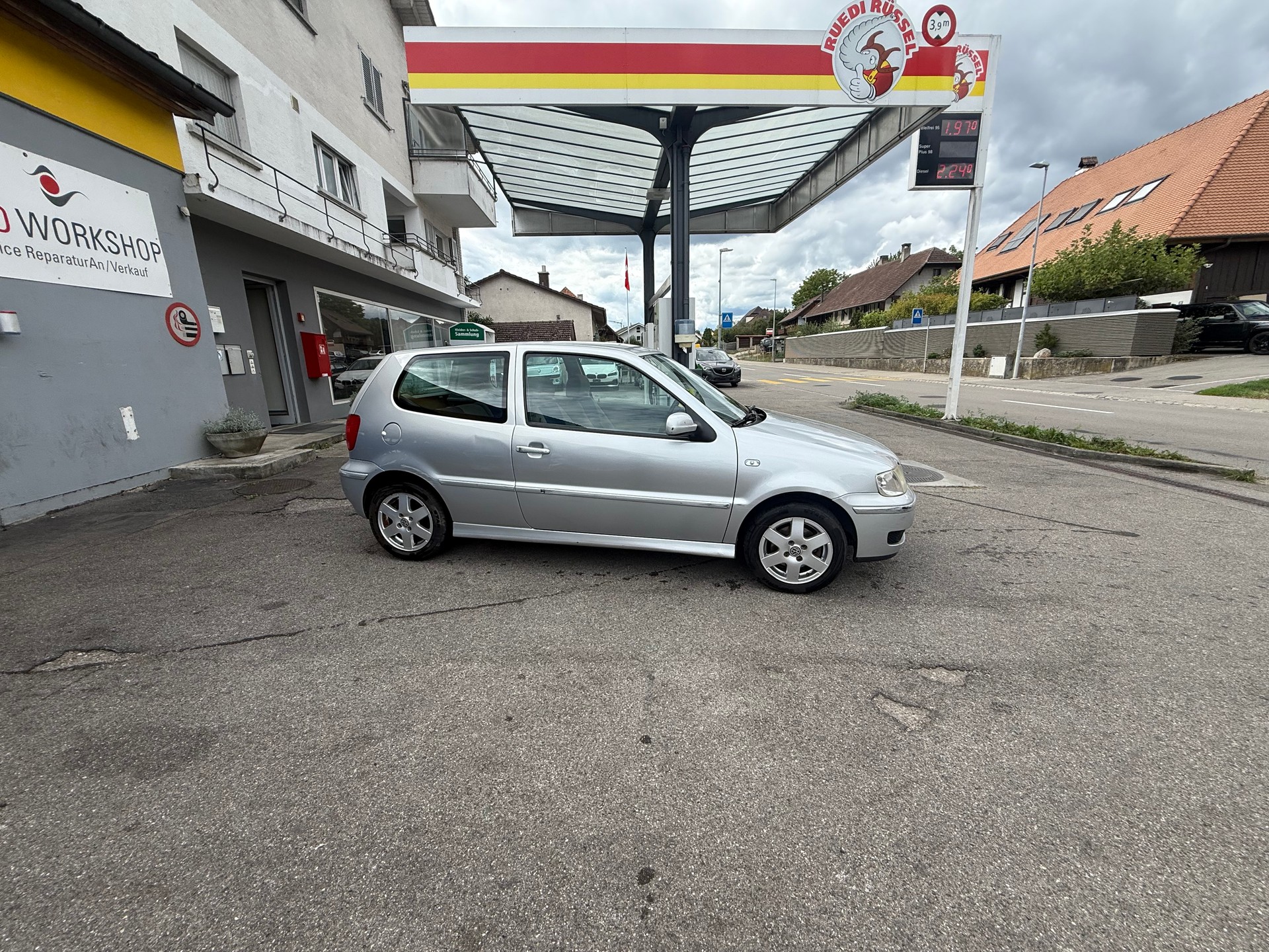 VW Polo 100 Highline-image-1