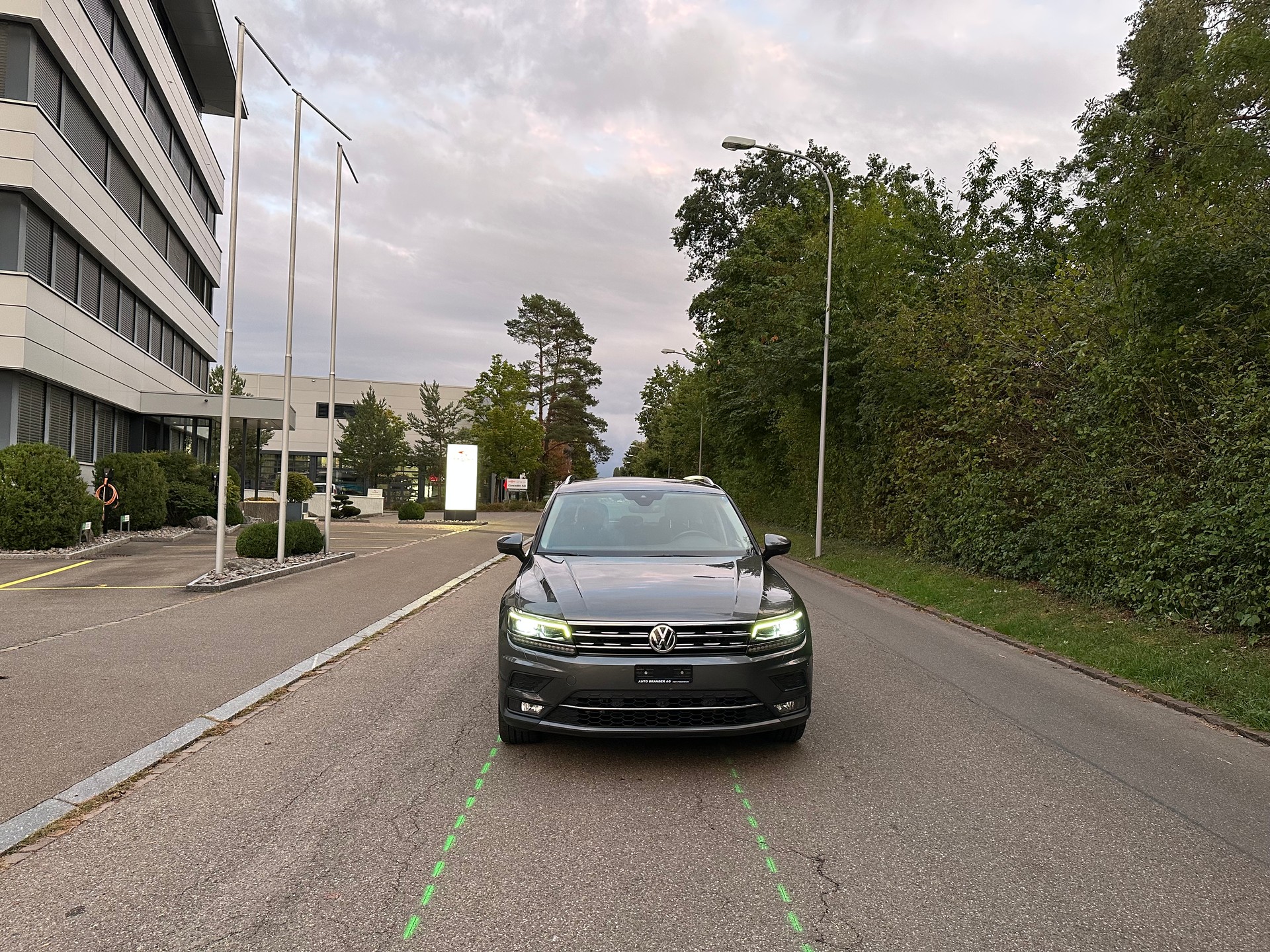 VW Tiguan 2.0 TDI SCR Highline 4Motion DSG-image-13