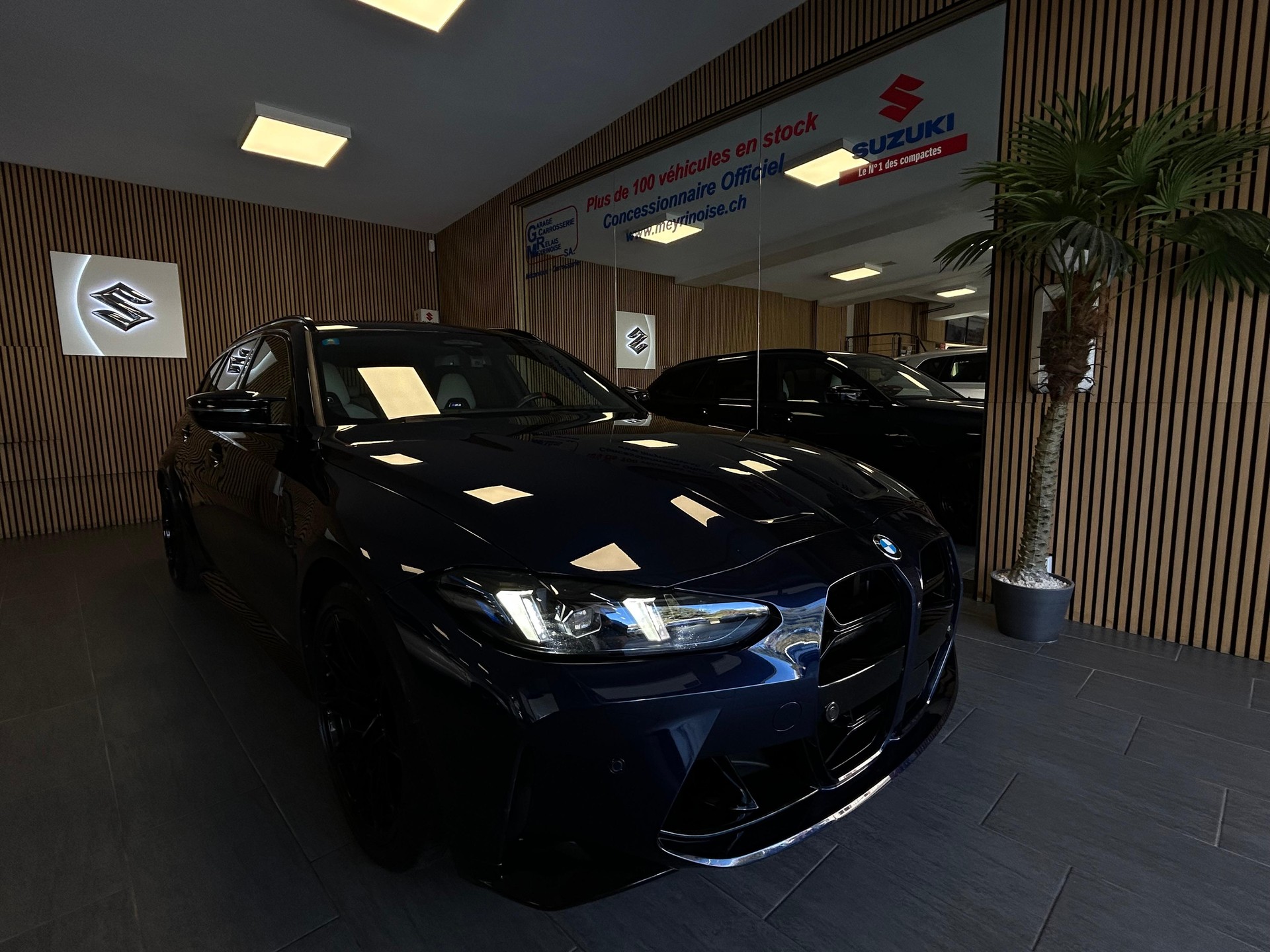 BMW M3 LCI G81 Touring Competition xDrive PACK CARBON / POLISH CERAMIQUE-showroom-element-2