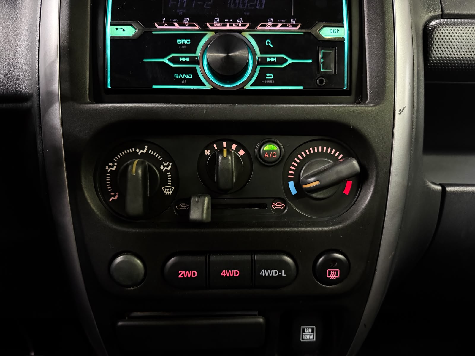 SUZUKI Jimny 1.3 16V Unico-image-12