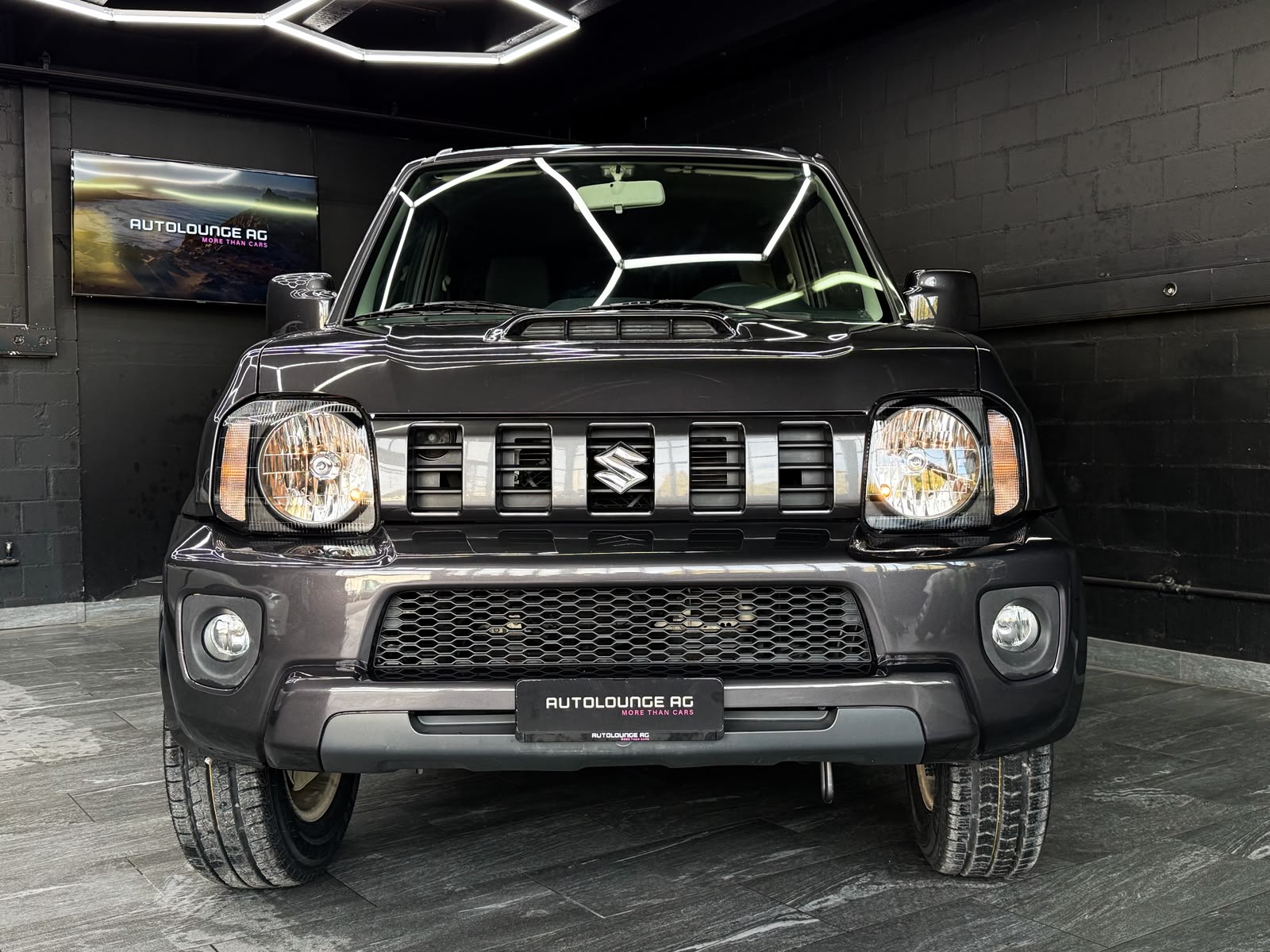SUZUKI Jimny 1.3 16V Unico-showroom-element-1