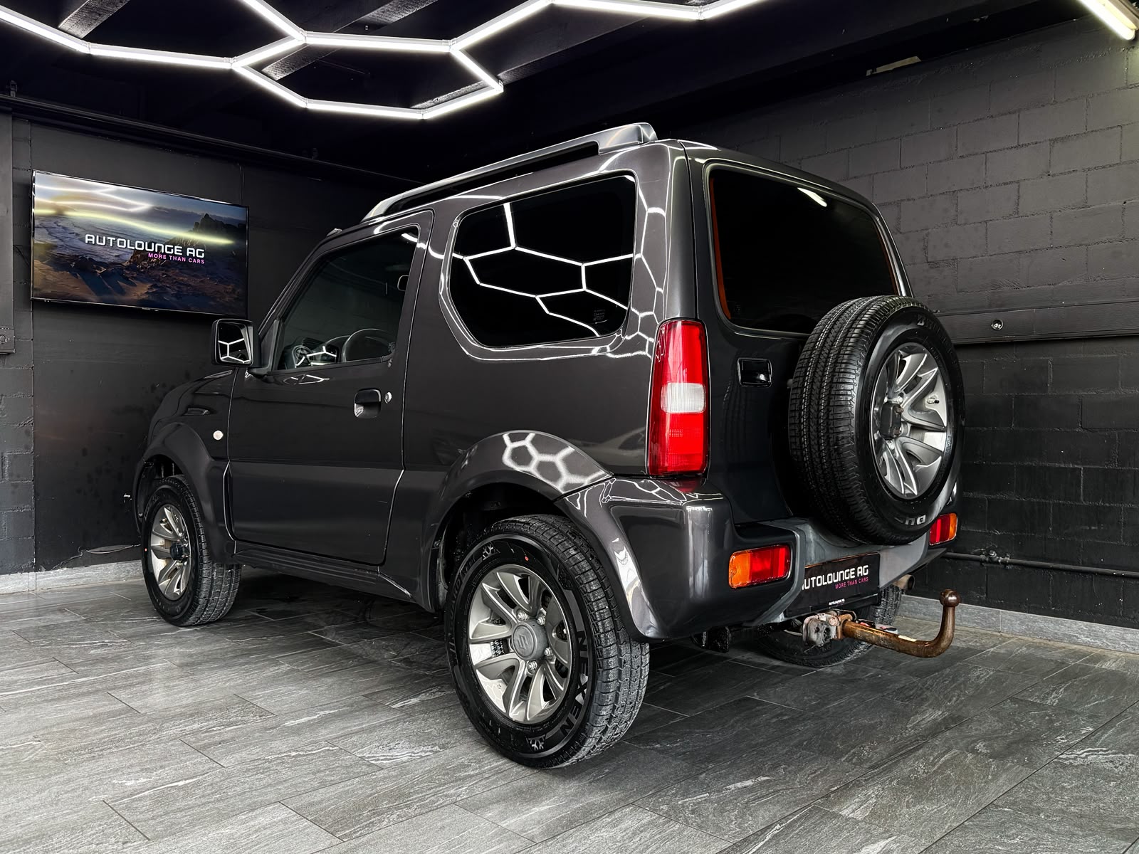 SUZUKI Jimny 1.3 16V Unico-showroom-element-3