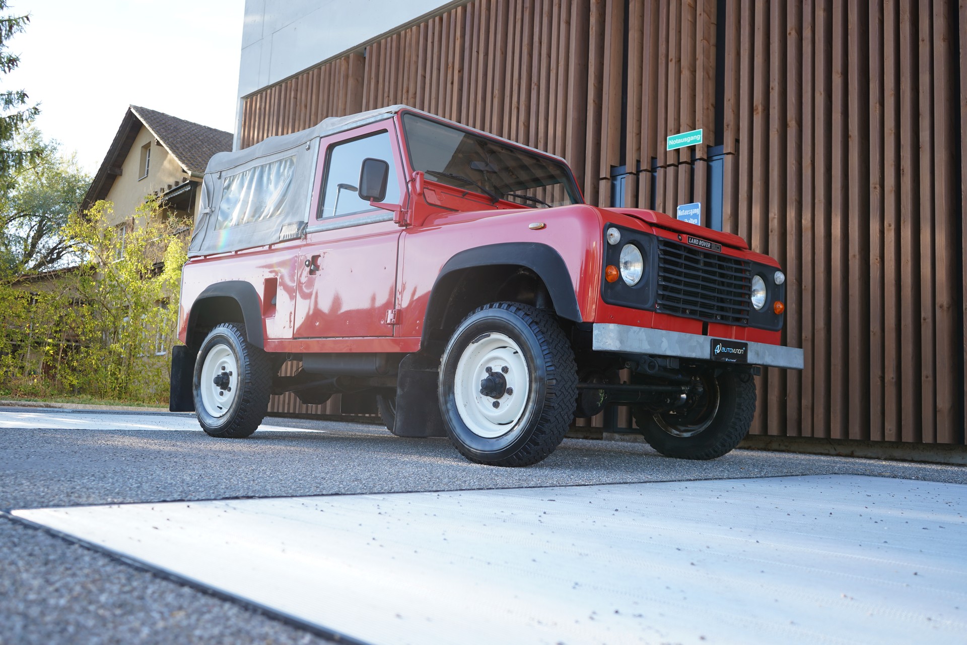 LAND ROVER LAND ROVER 90 2.3 STATION WAGON l 75 PS-image-11