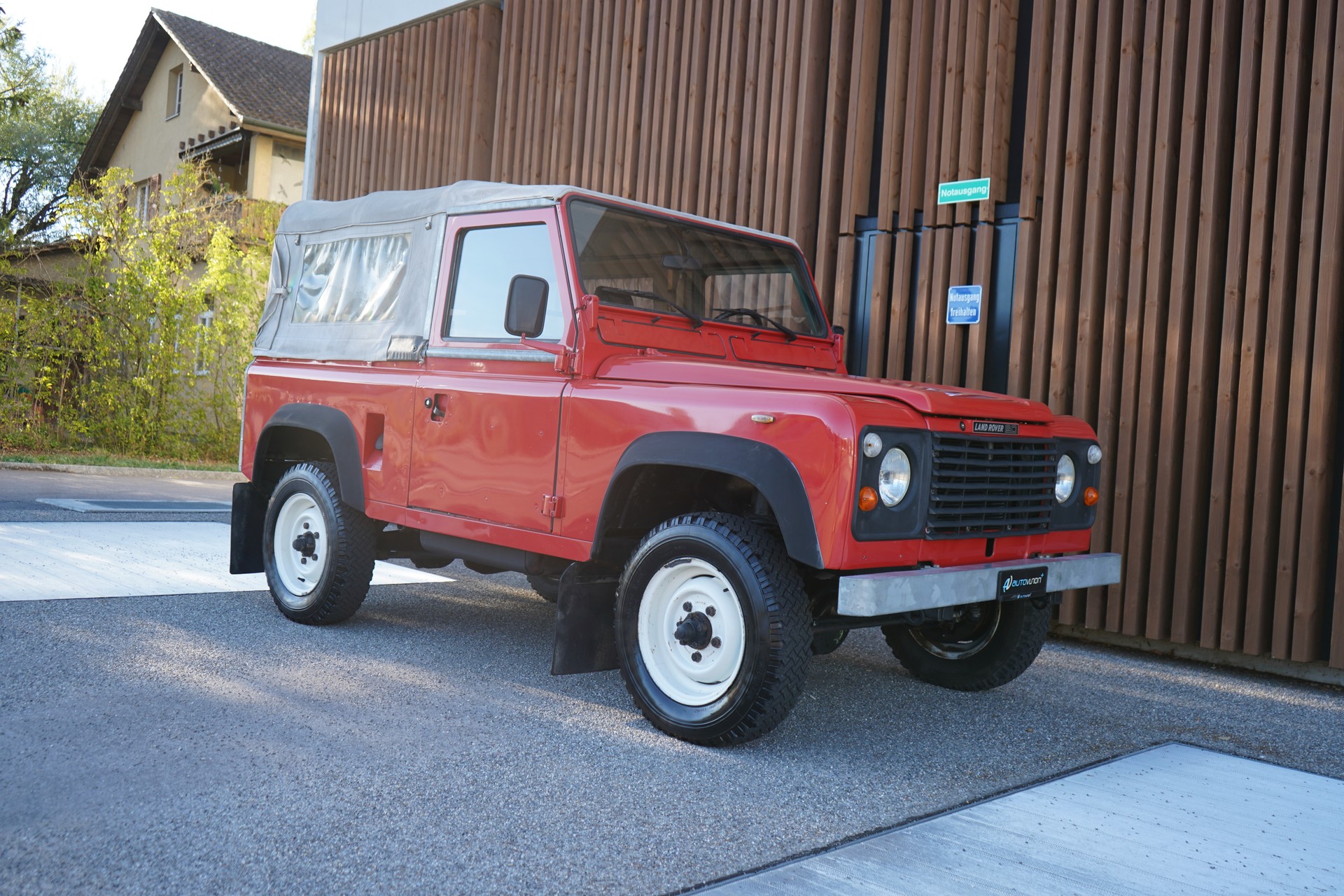 LAND ROVER LAND ROVER 90 2.3 STATION WAGON l 75 PS-image-9